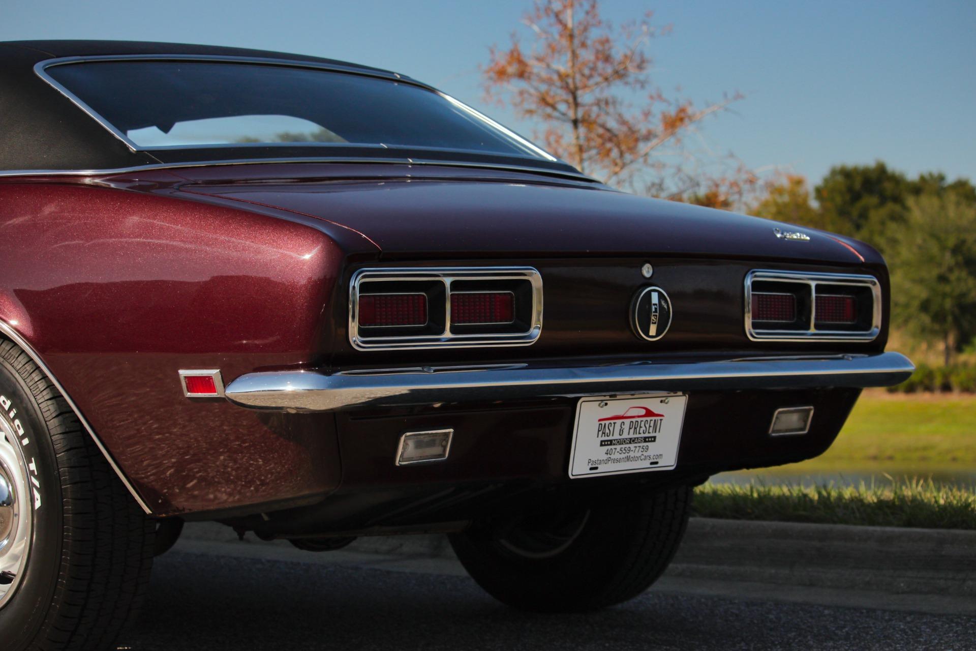 1968 Chevrolet Camaro RS 32