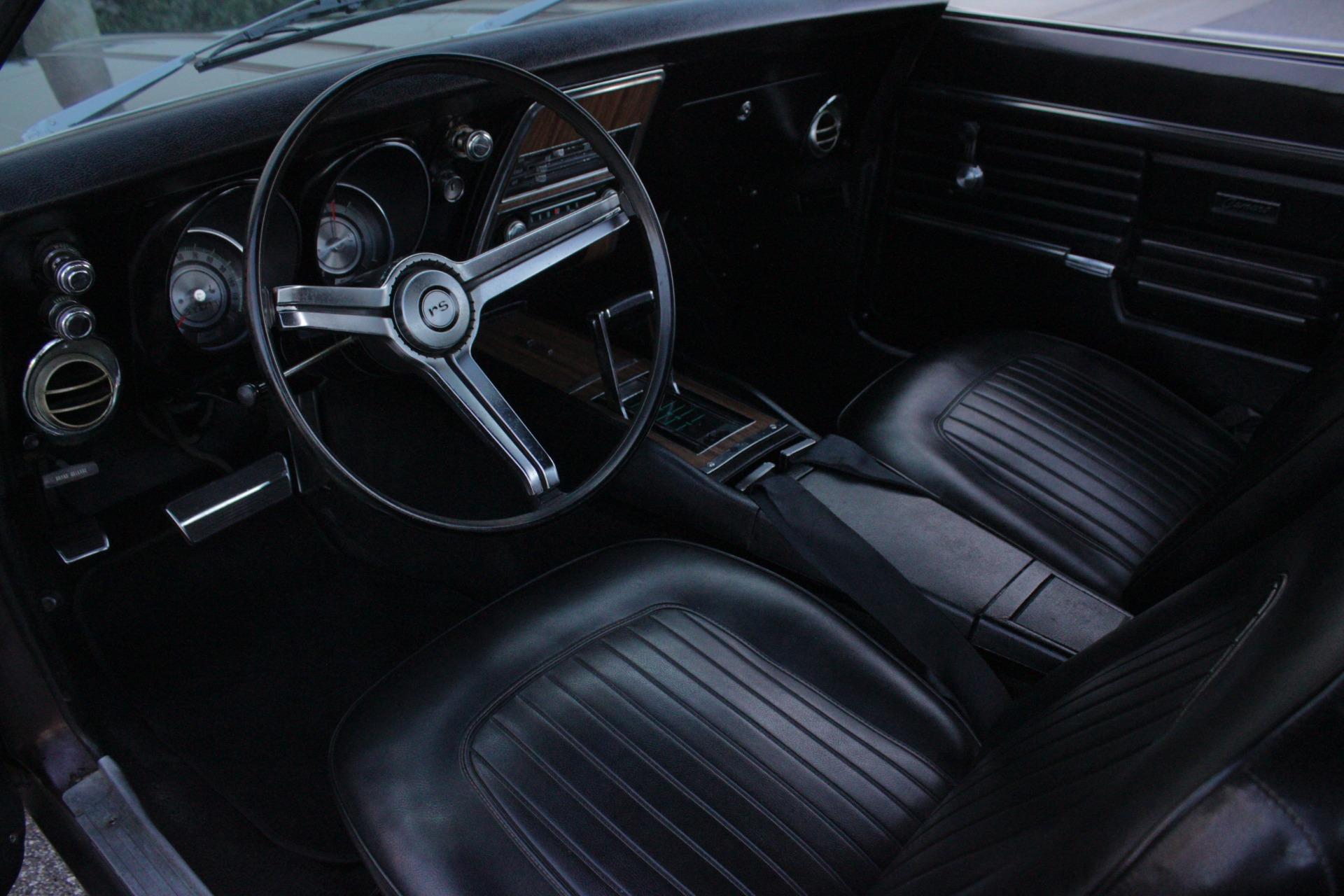 1968 Chevrolet Camaro RS 10
