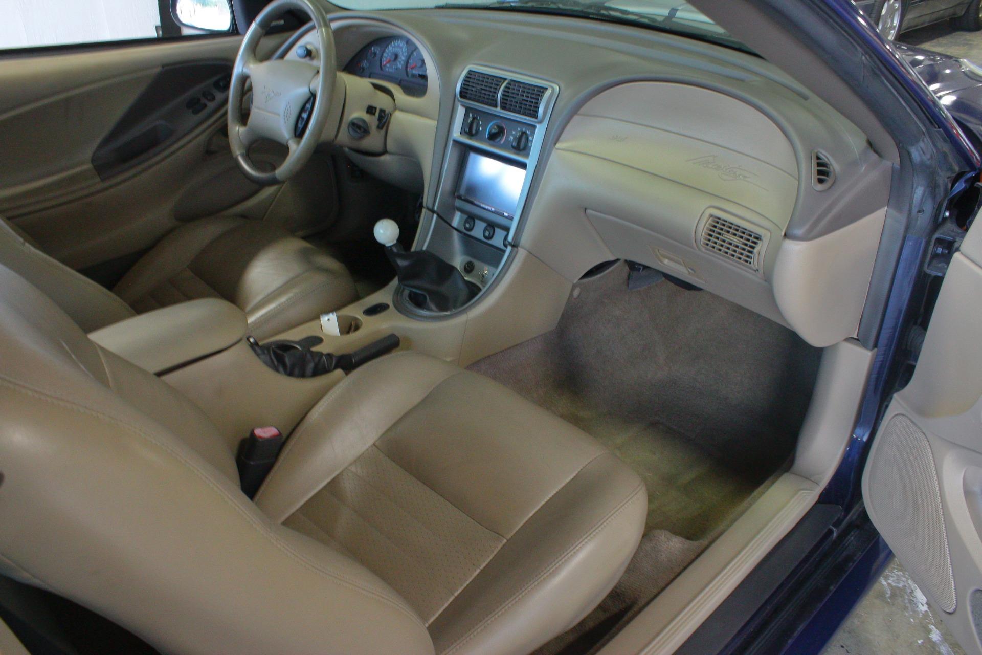2003 Ford Mustang GT 74