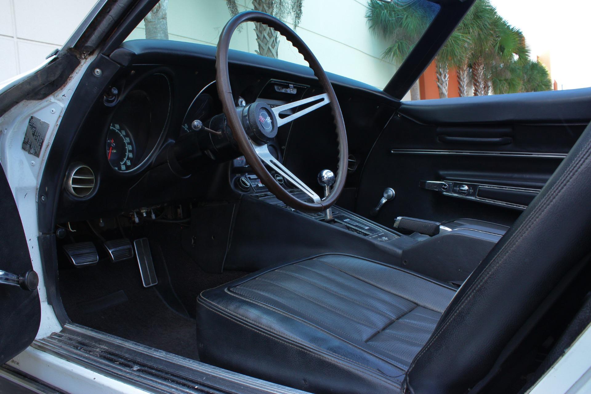 1968 Chevrolet Corvette 11
