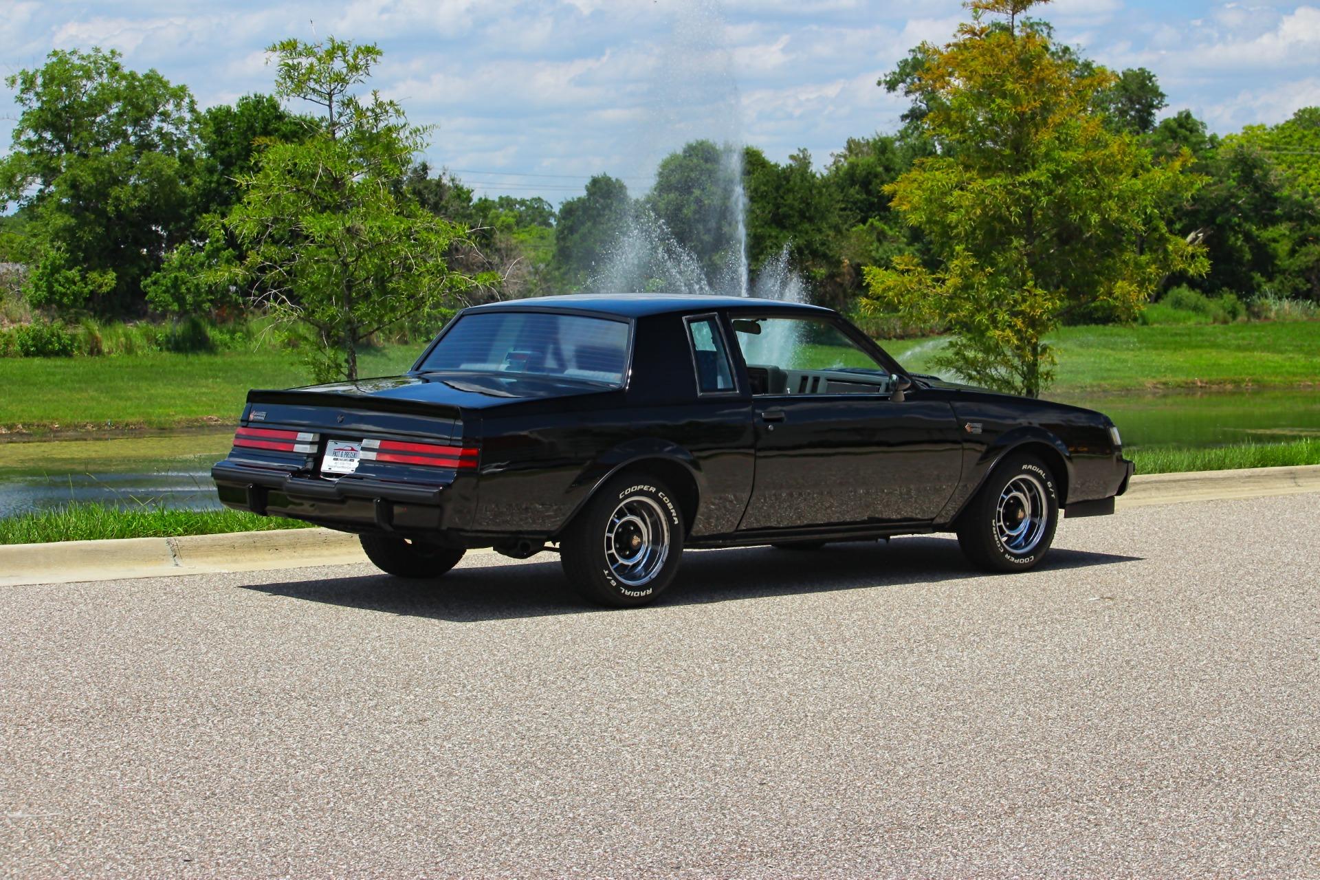 1987 Buick Grand National 35