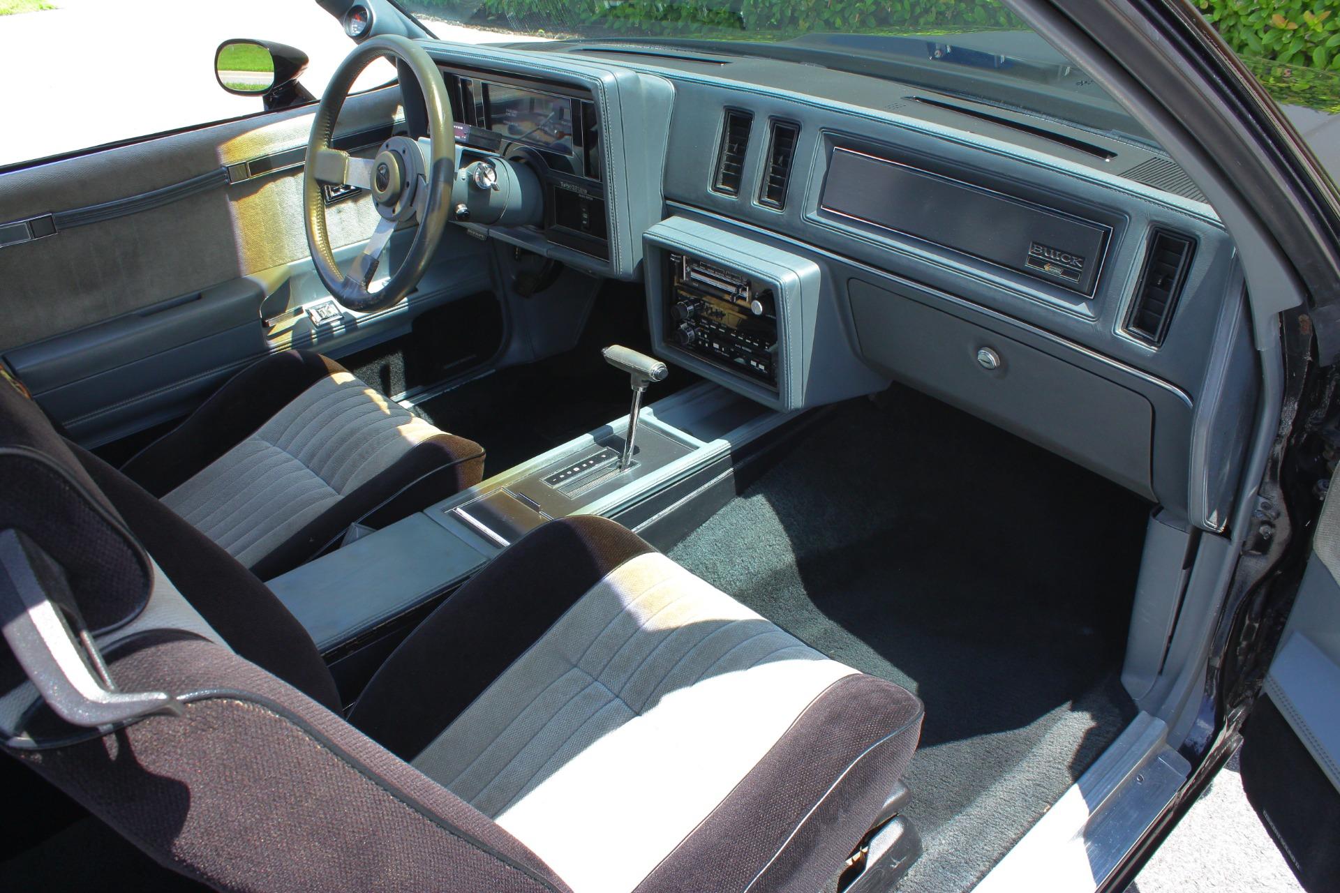 1987 Buick Grand National 10