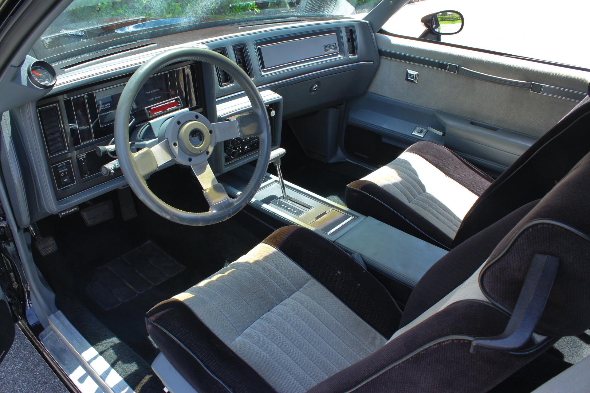 1987 Buick Grand National 9