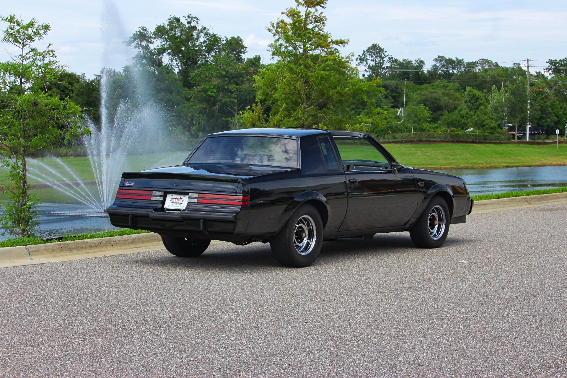 1987 Buick Grand National 5