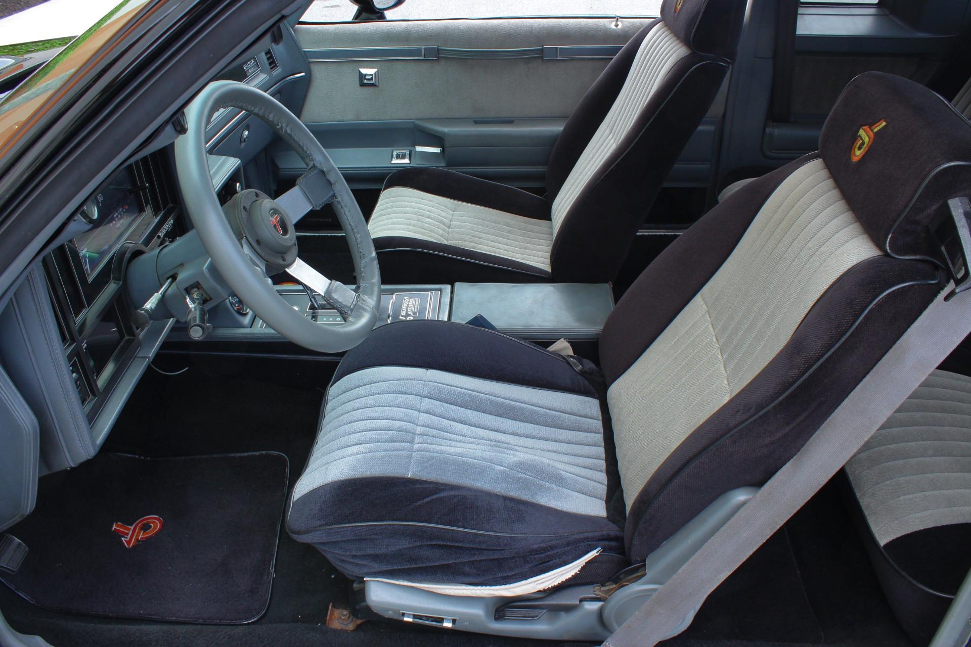 1987 Buick Grand National 64