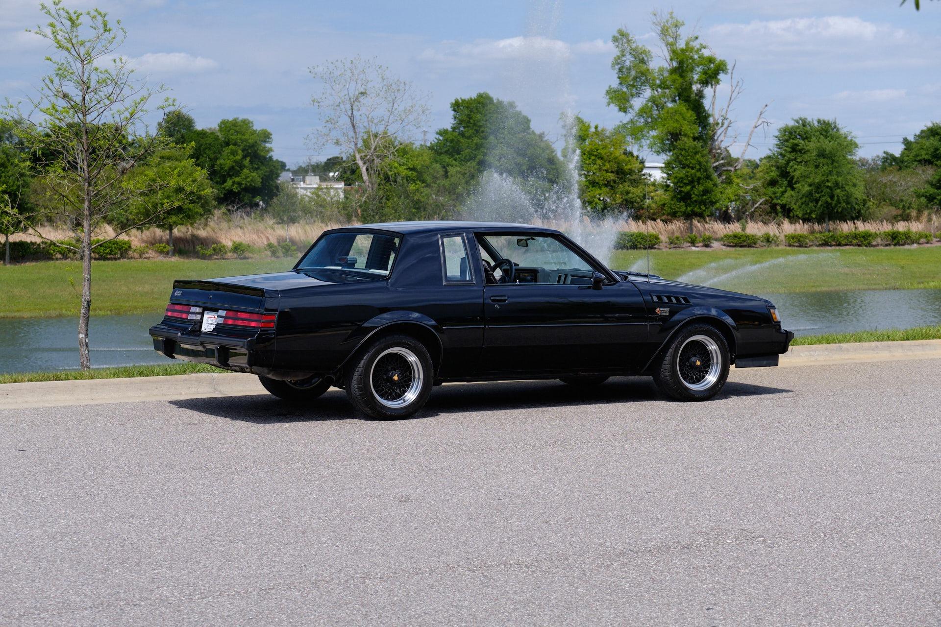 1987 Buick Grand National 5