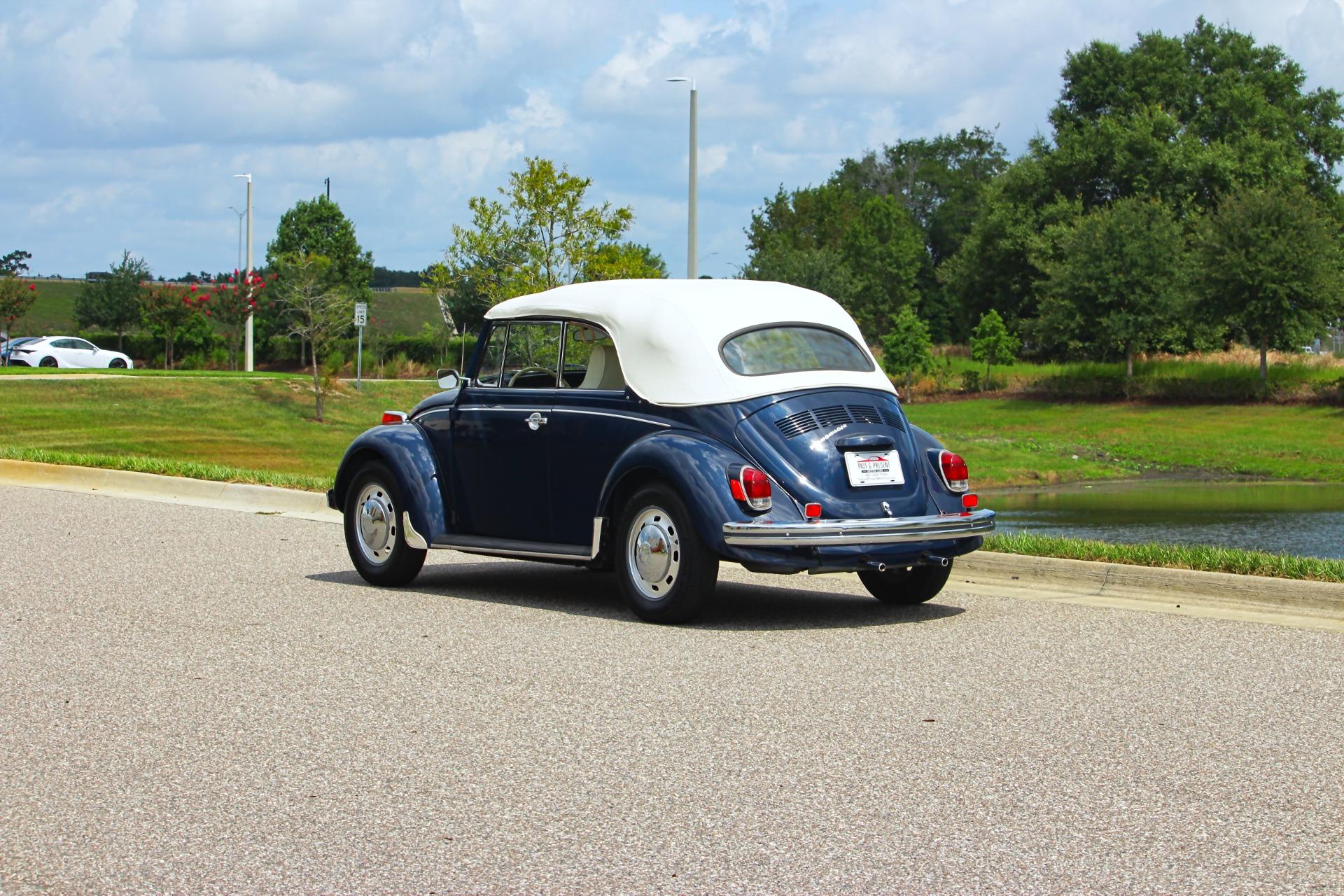 1970 Volkswagen Bug 36