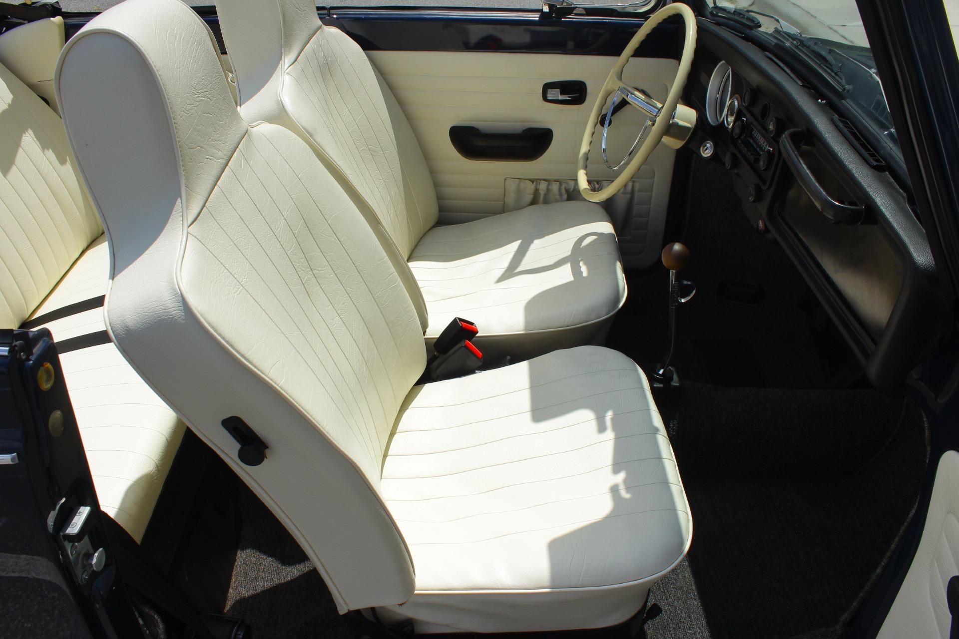 1970 Volkswagen Bug 11