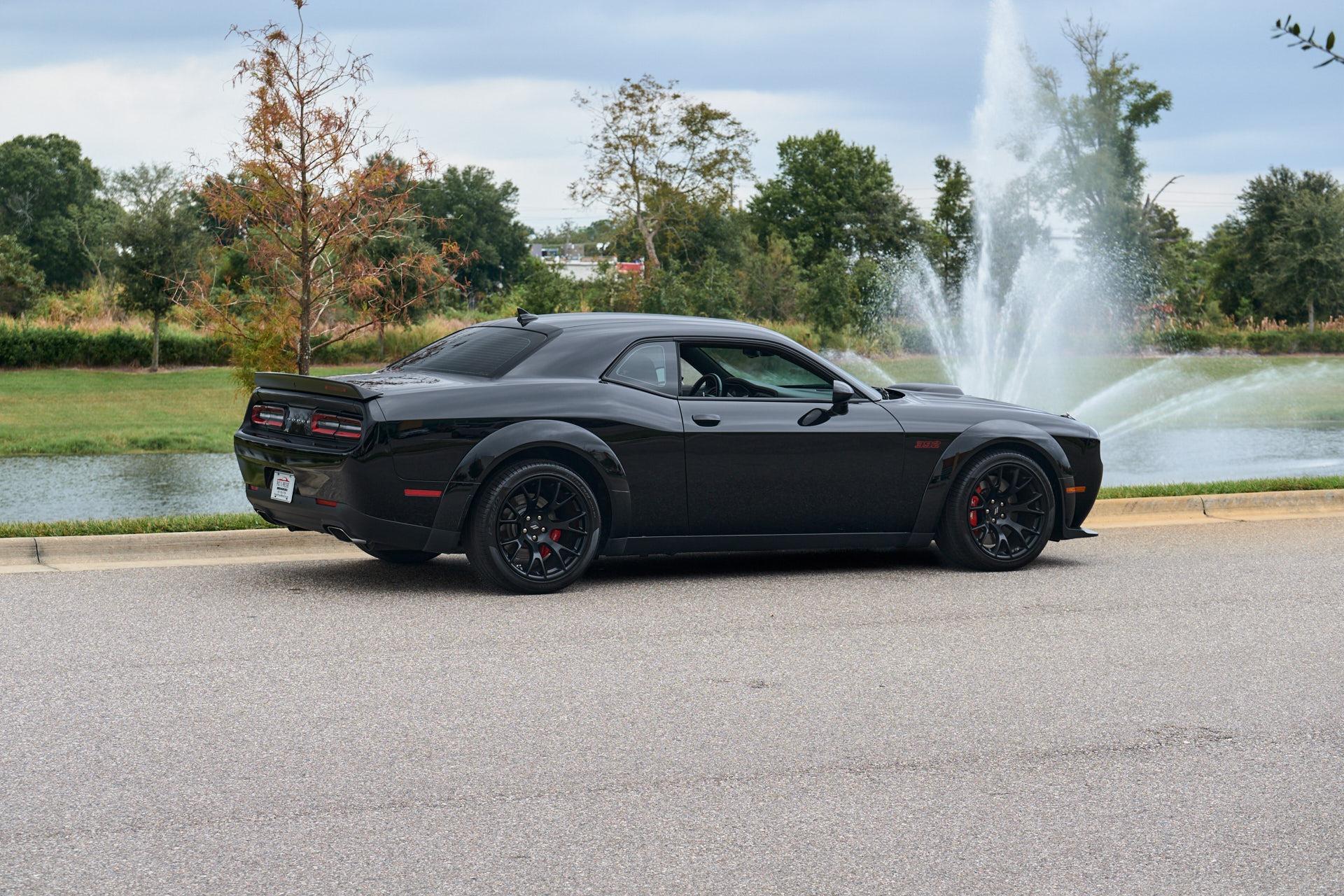 2023 Dodge Challenger 33