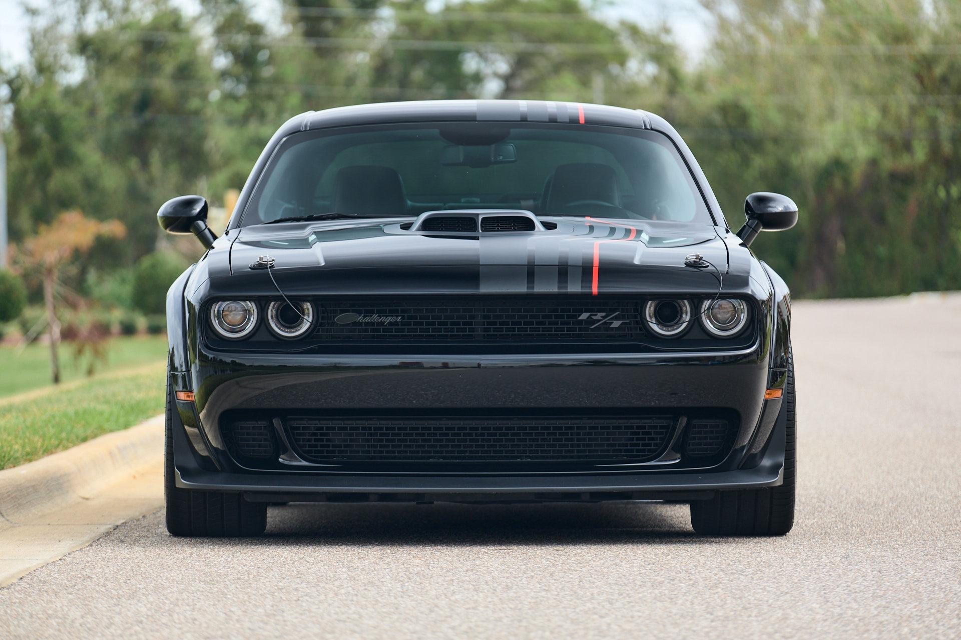 2023 Dodge Challenger 8