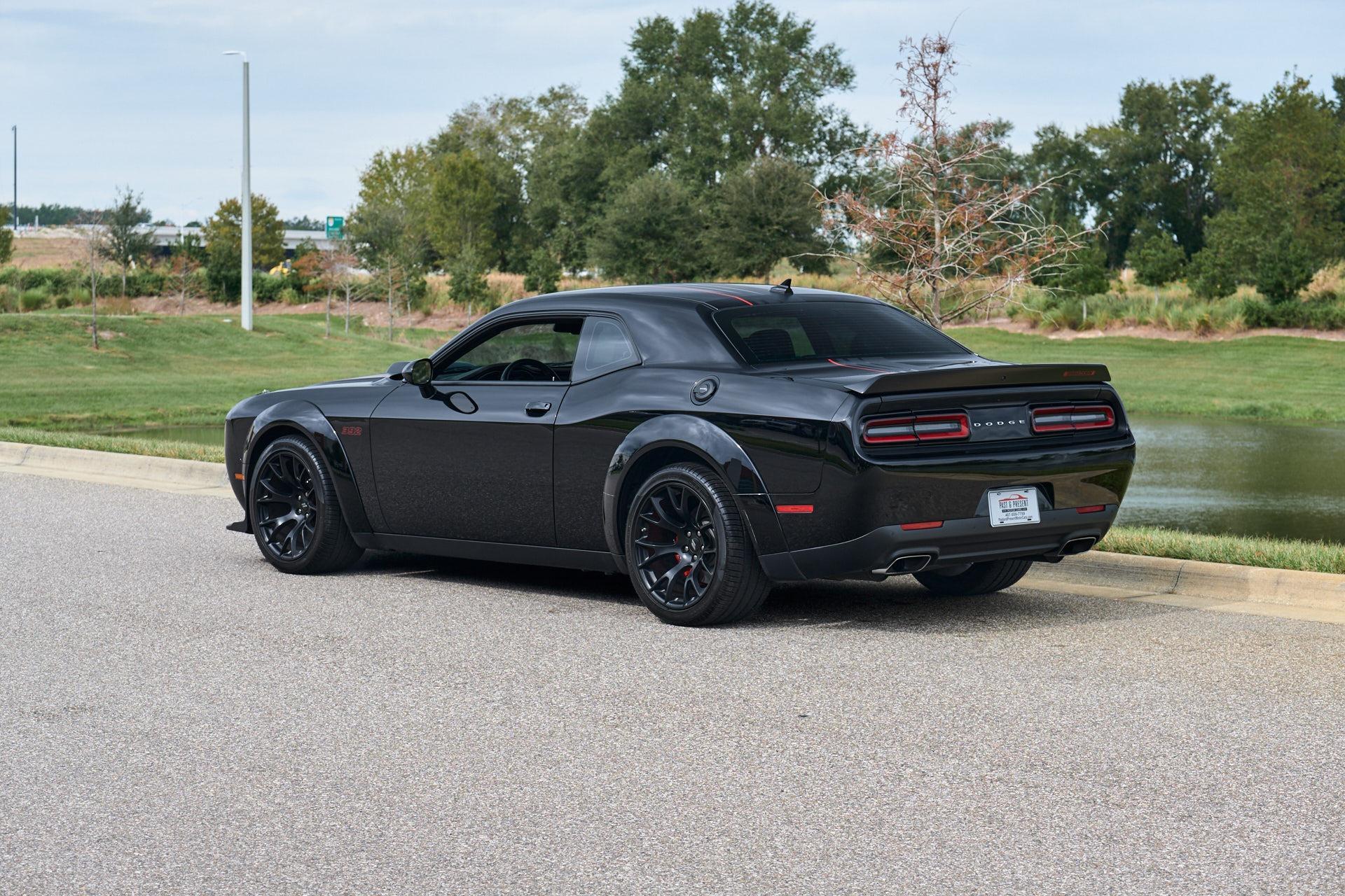 2023 Dodge Challenger 3