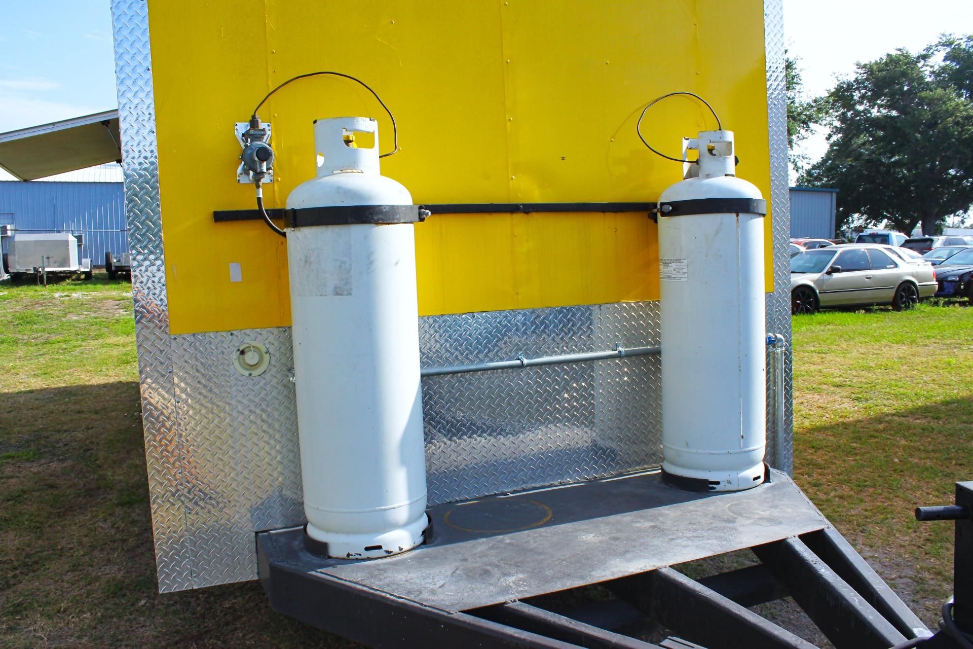 2009 Middlesex Equipment  Food Trailer 7
