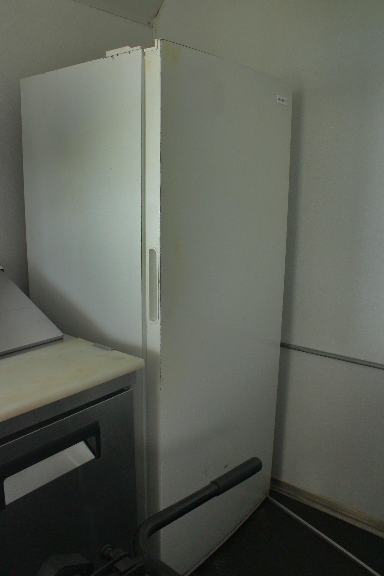 2009 Middlesex Equipment  Food Trailer 18