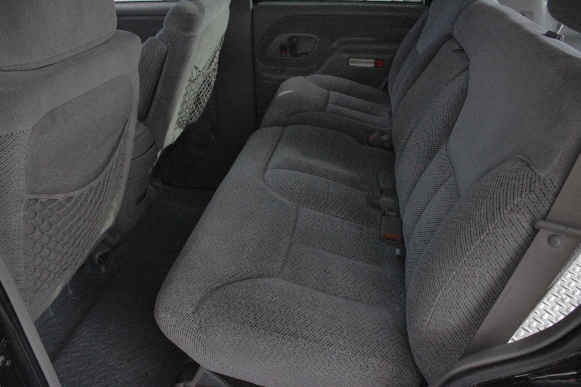 1999 Chevrolet Tahoe 19