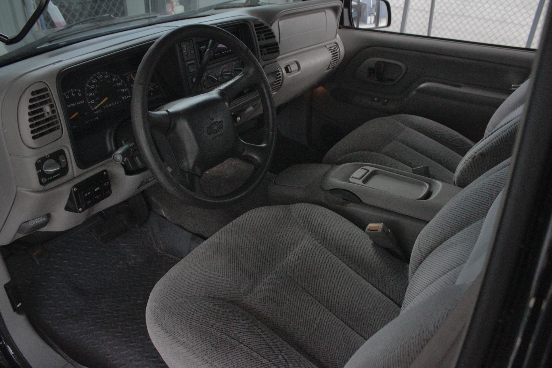 1999 Chevrolet Tahoe 8