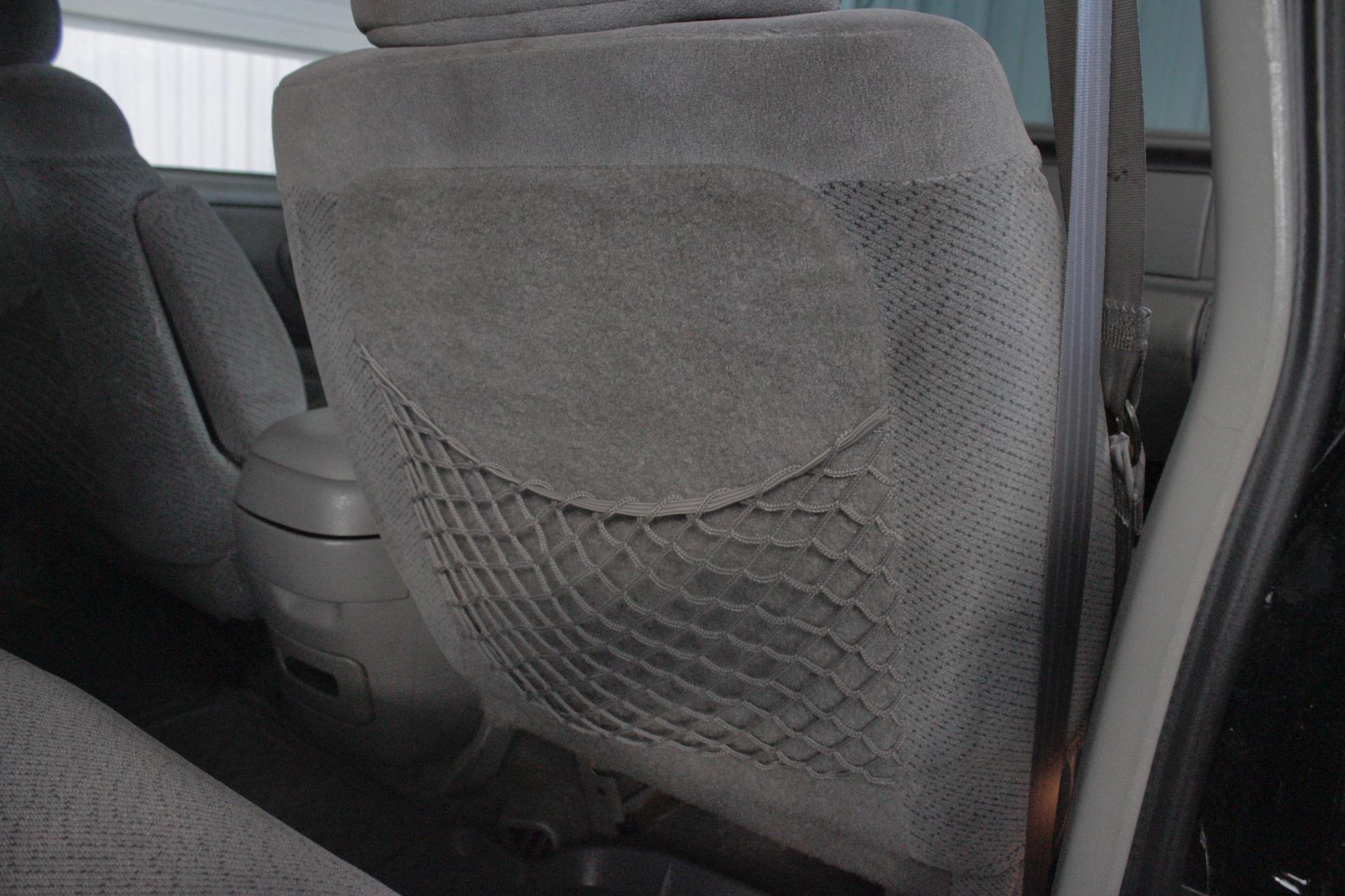 1999 Chevrolet Tahoe 31