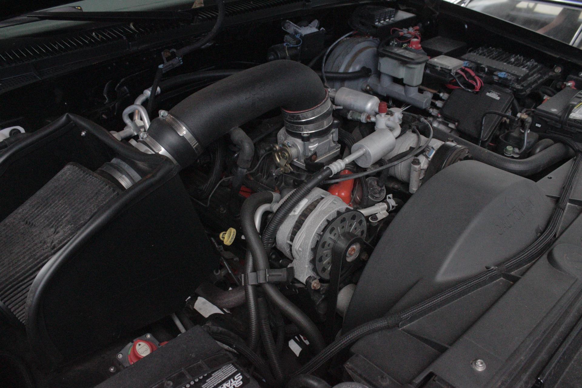 1999 Chevrolet Tahoe 12