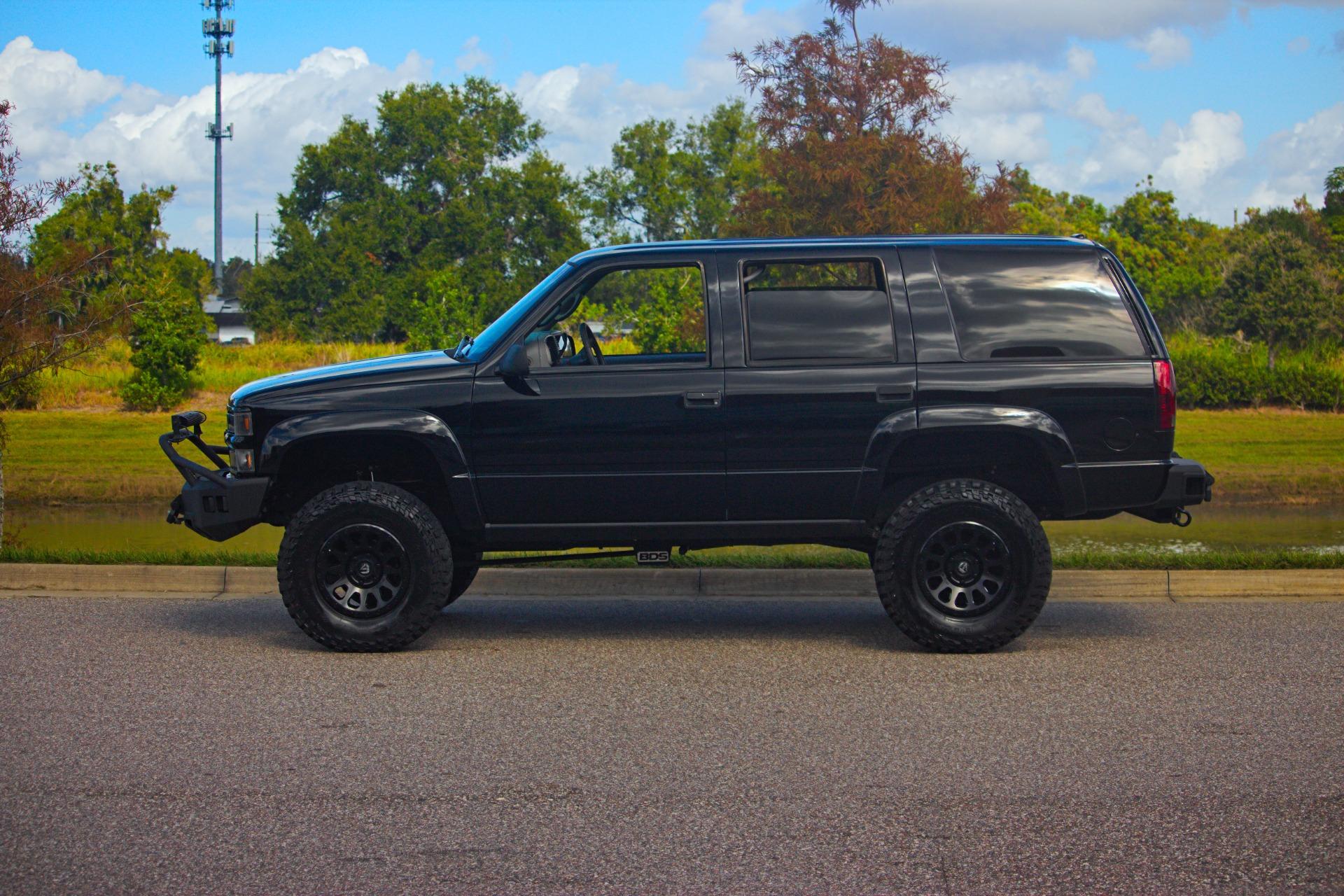1999 Chevrolet Tahoe 2