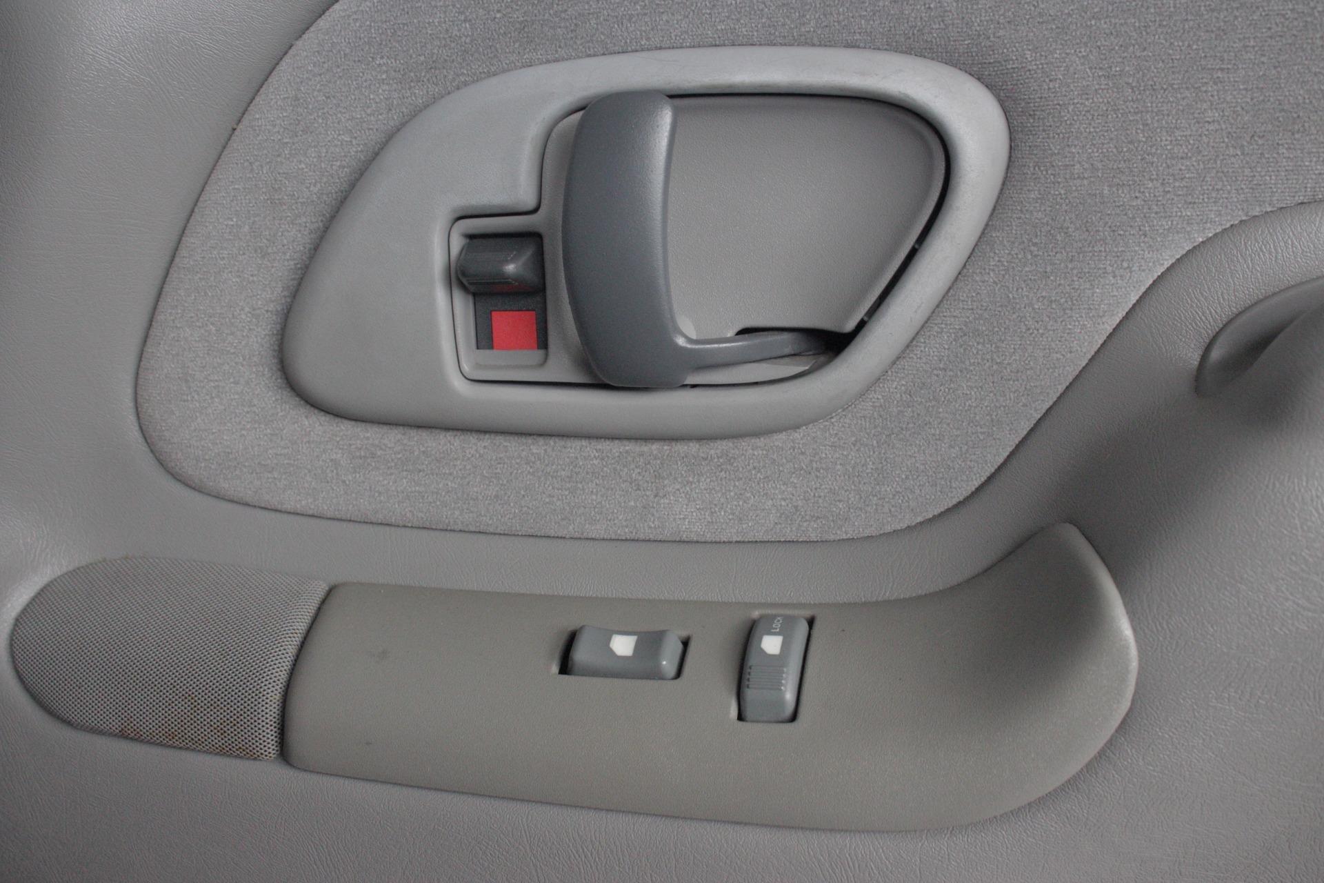 1999 Chevrolet Tahoe 21