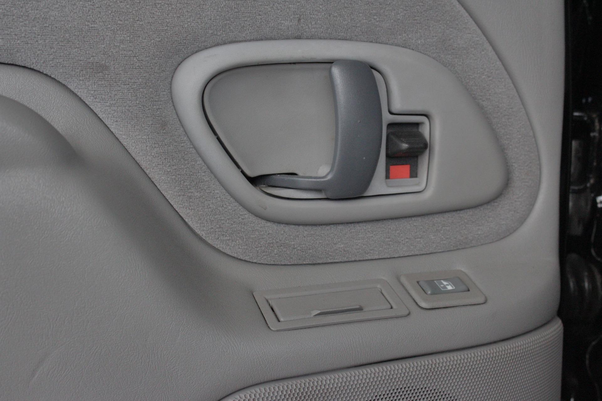 1999 Chevrolet Tahoe 18