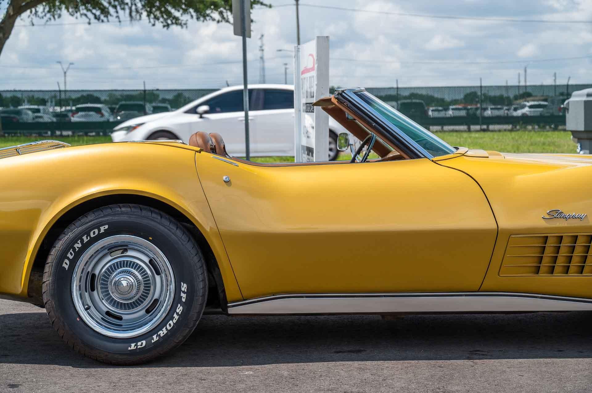 1972 Chevrolet Corvette 41