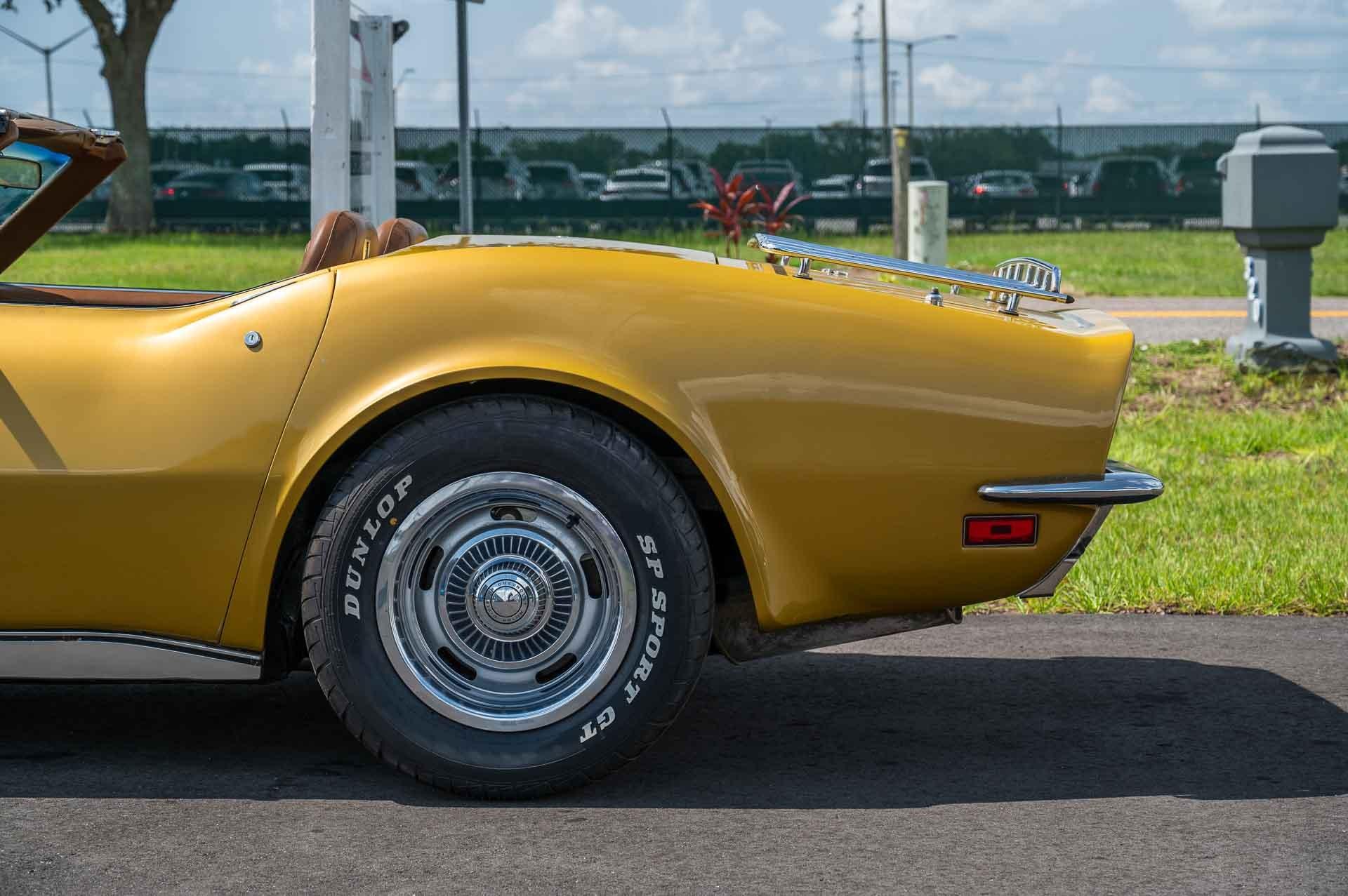 1972 Chevrolet Corvette 22