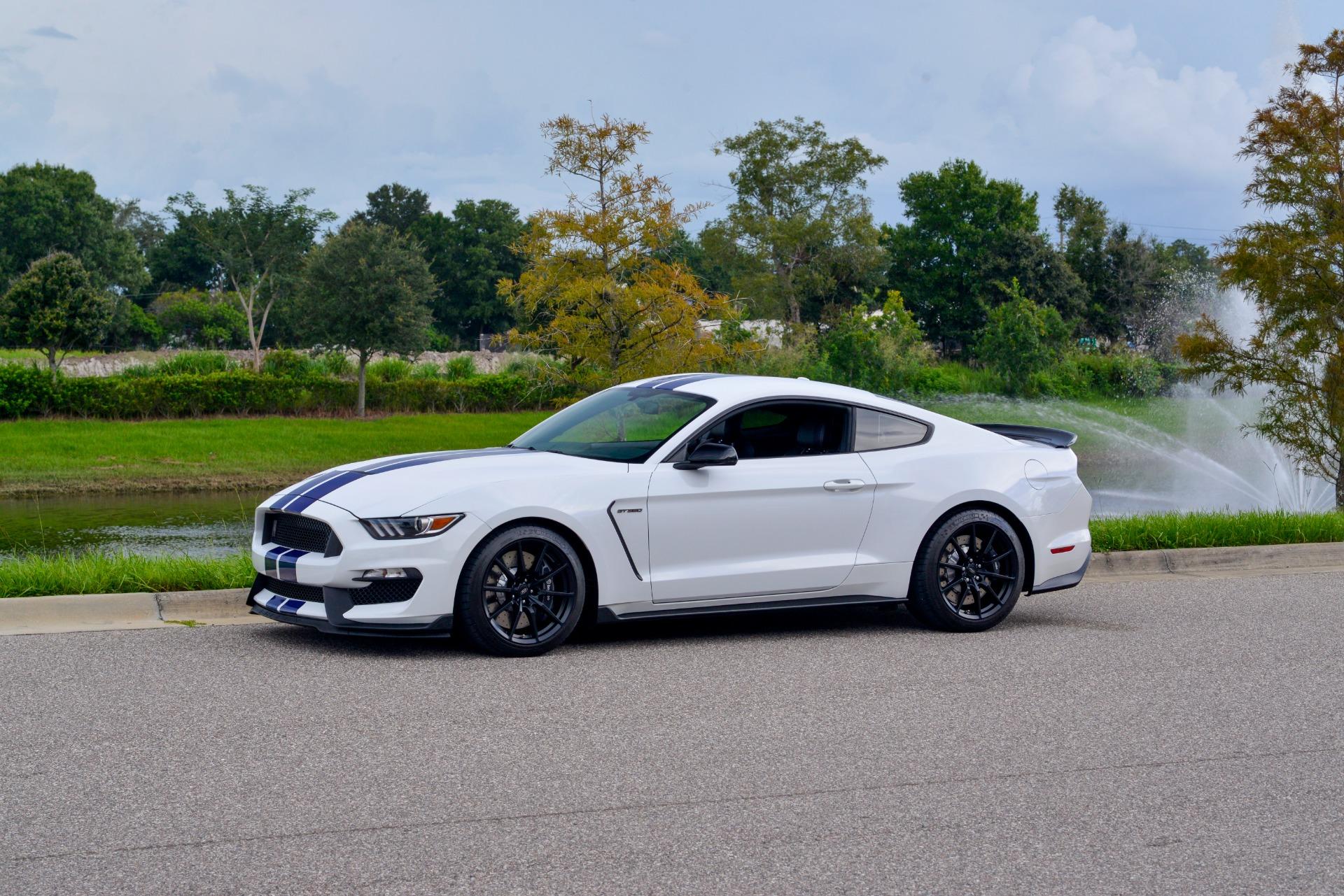 2016 Ford Mustang Shelby GT350 19