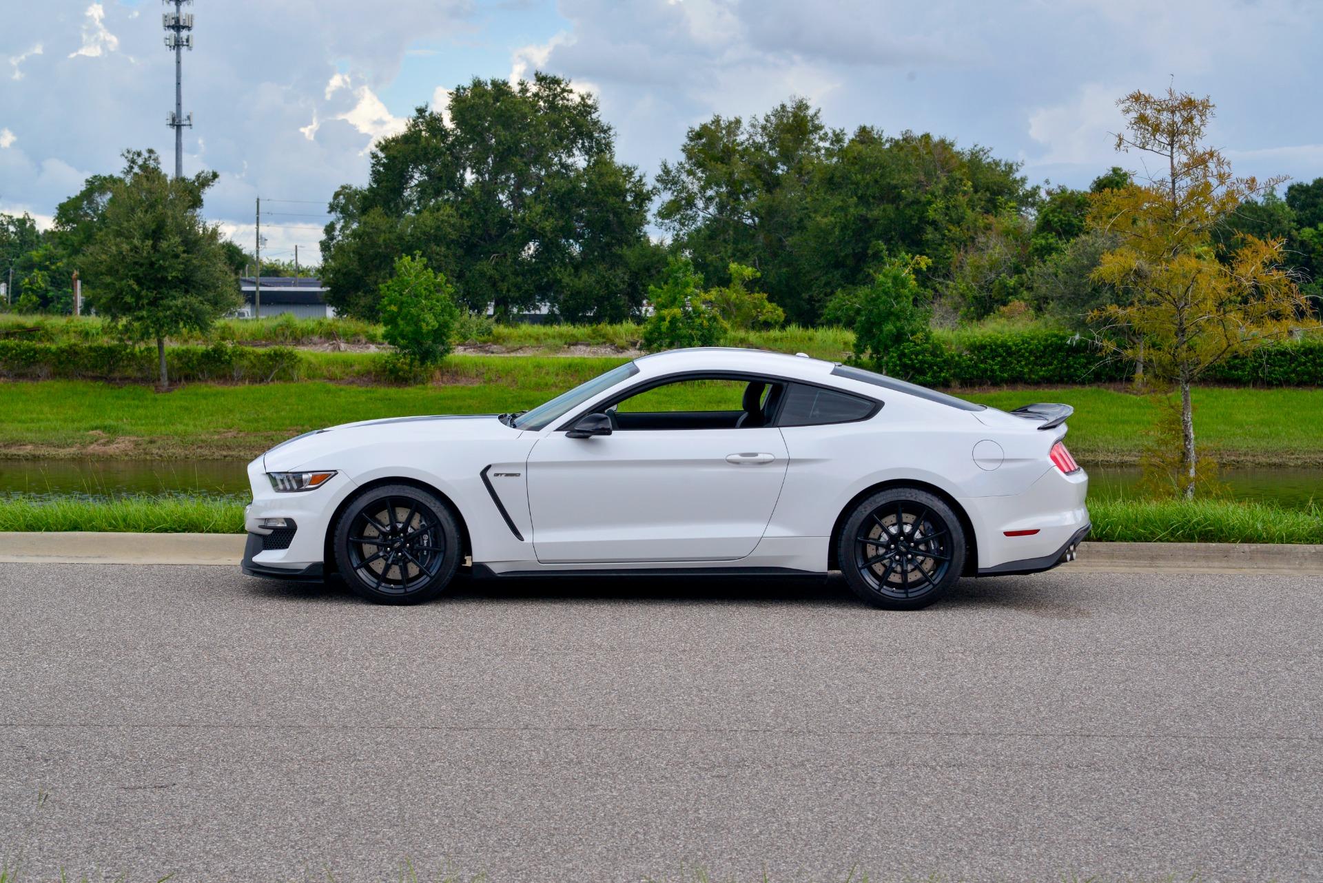 2016 Ford Mustang Shelby GT350 2