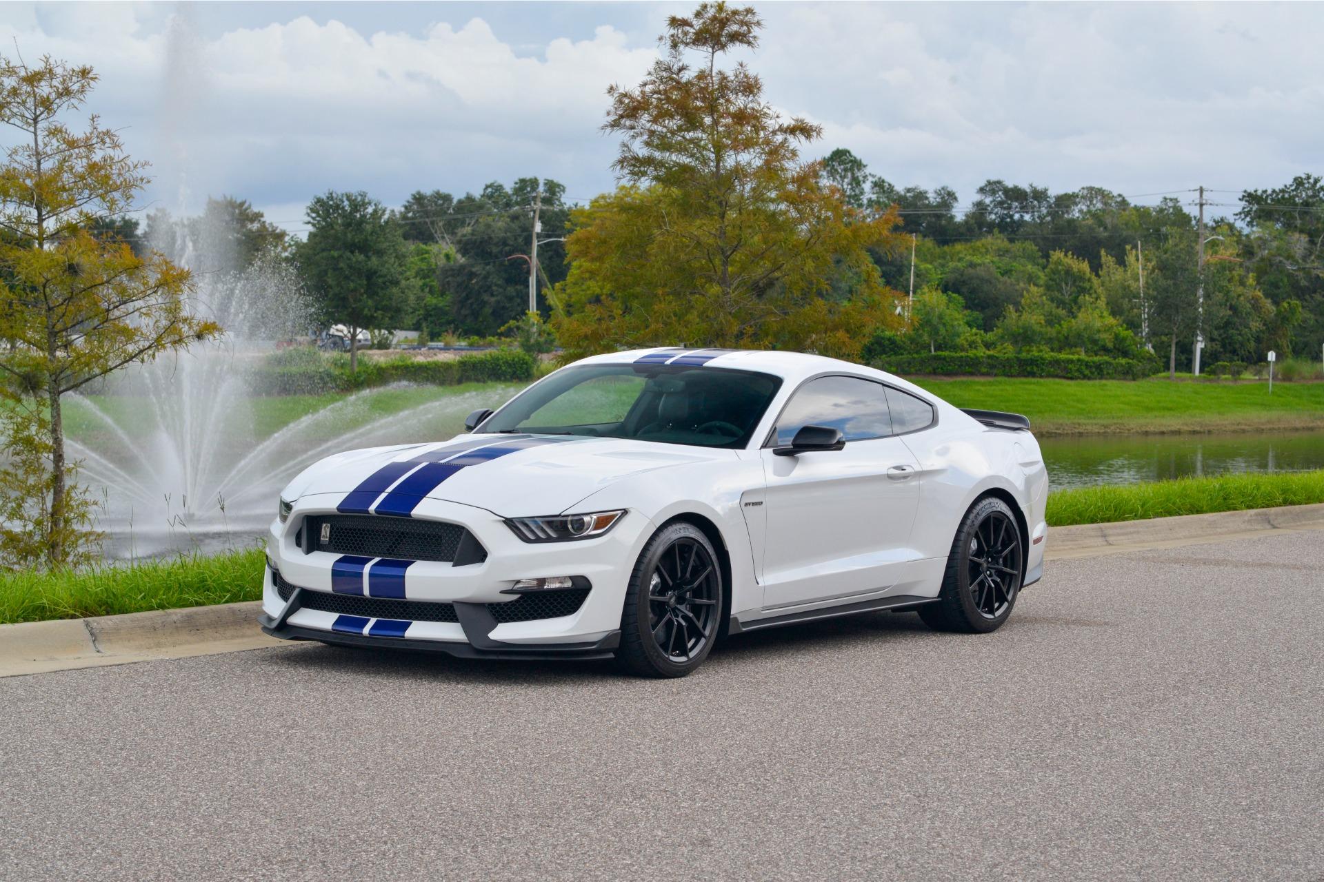 2016 Ford Mustang Shelby GT350 36