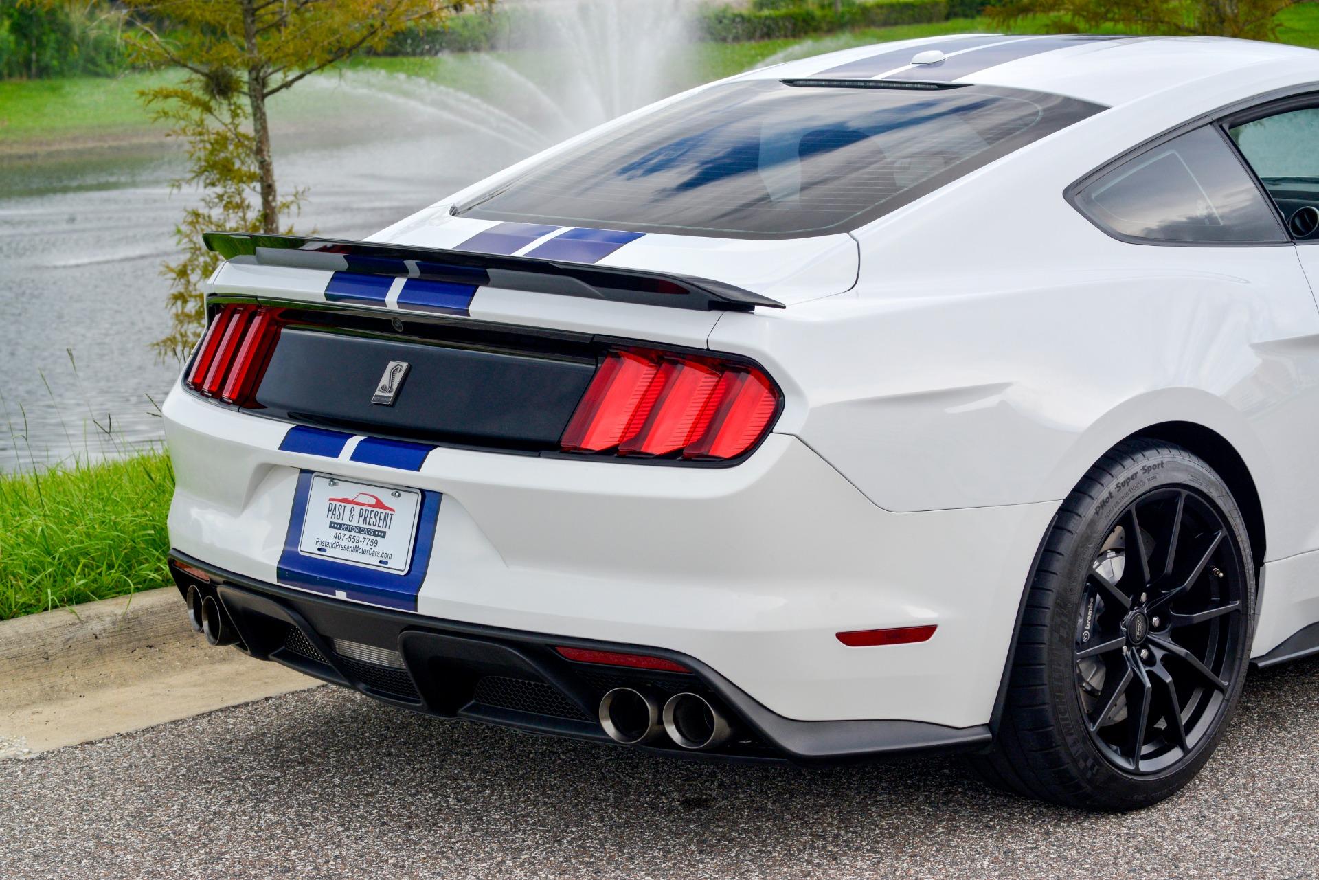 2016 Ford Mustang Shelby GT350 45