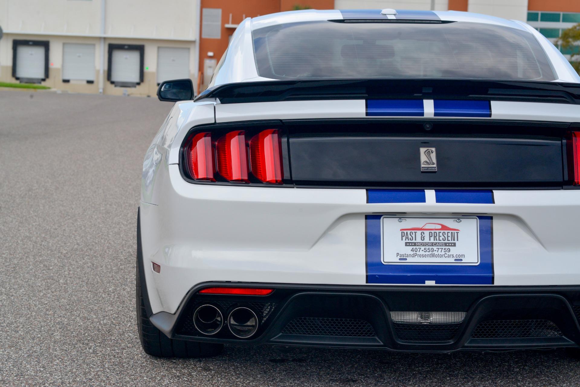 2016 Ford Mustang Shelby GT350 24