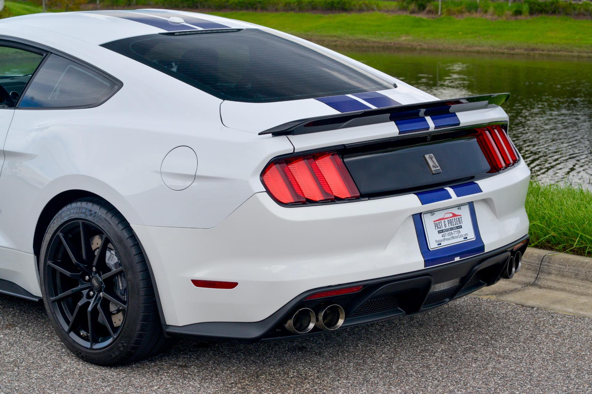 2016 Ford Mustang Shelby GT350 25