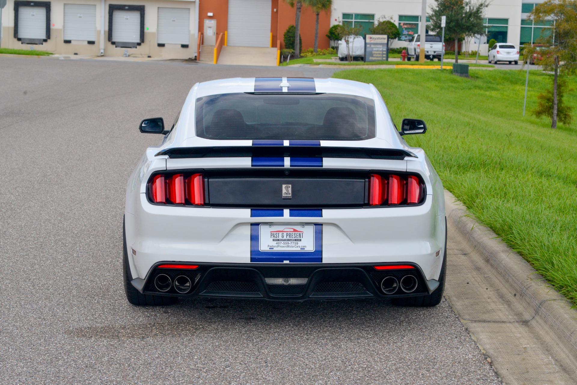 2016 Ford Mustang Shelby GT350 21
