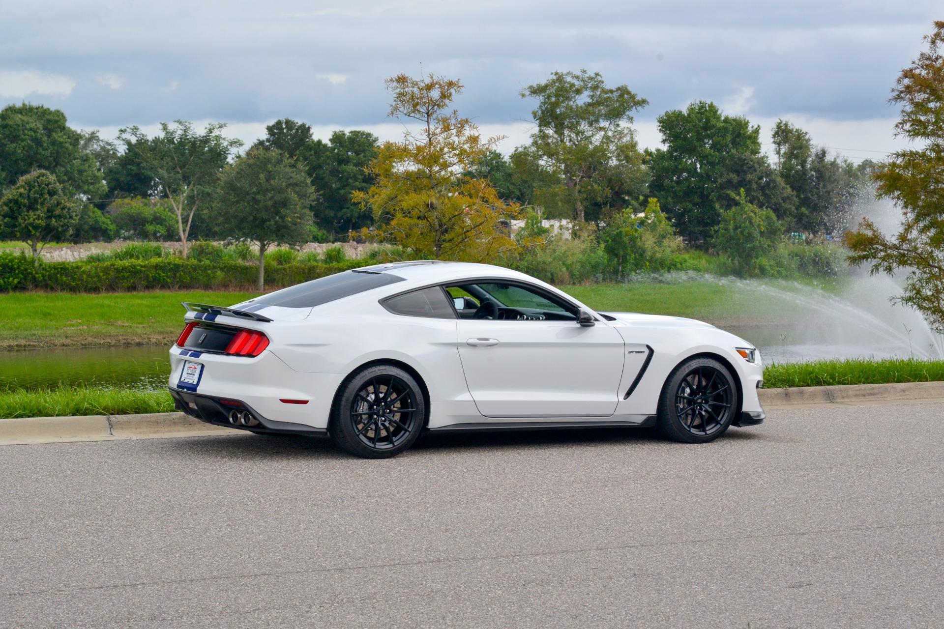 2016 Ford Mustang Shelby GT350 38