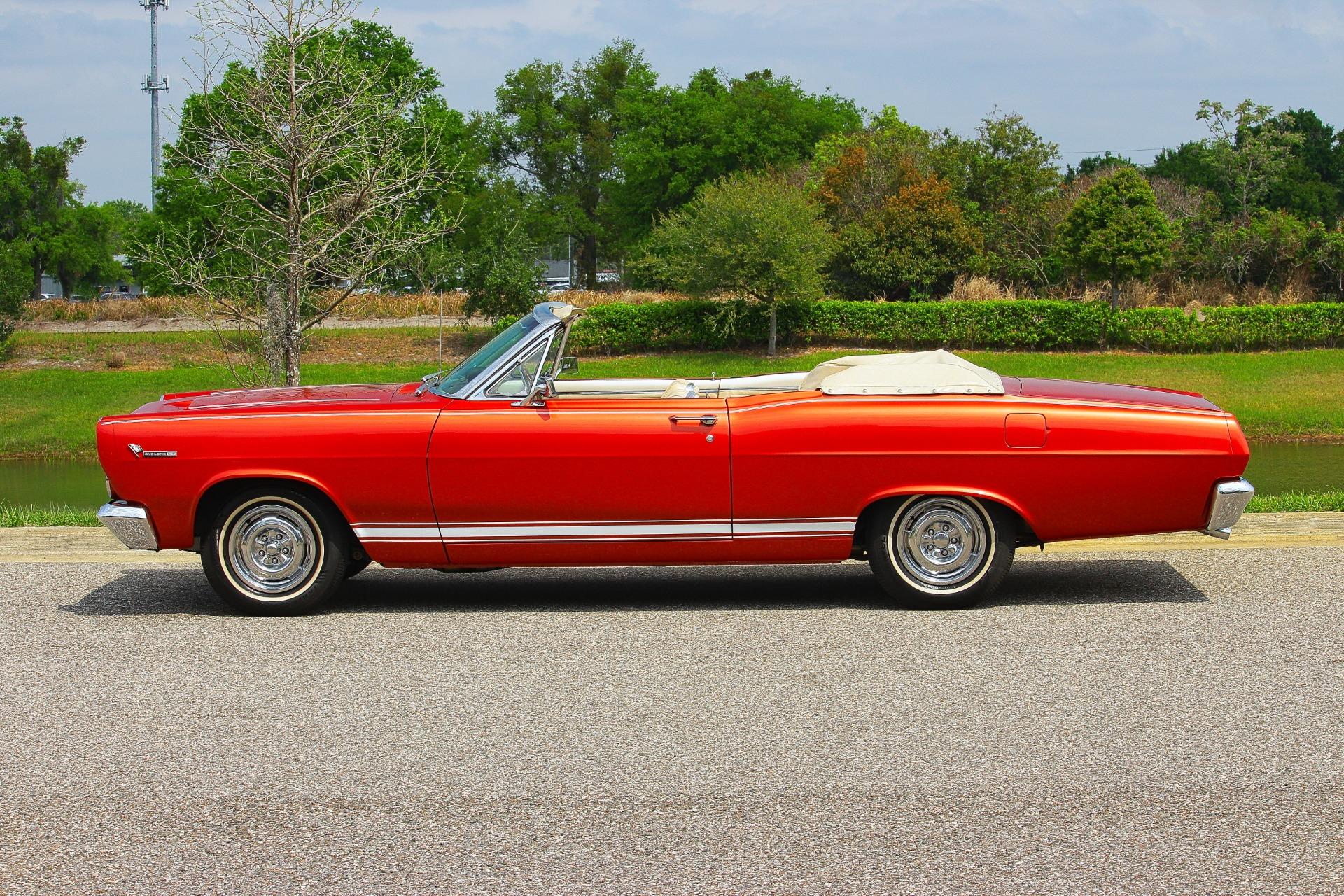 1966 Mercury Cyclone GT 21