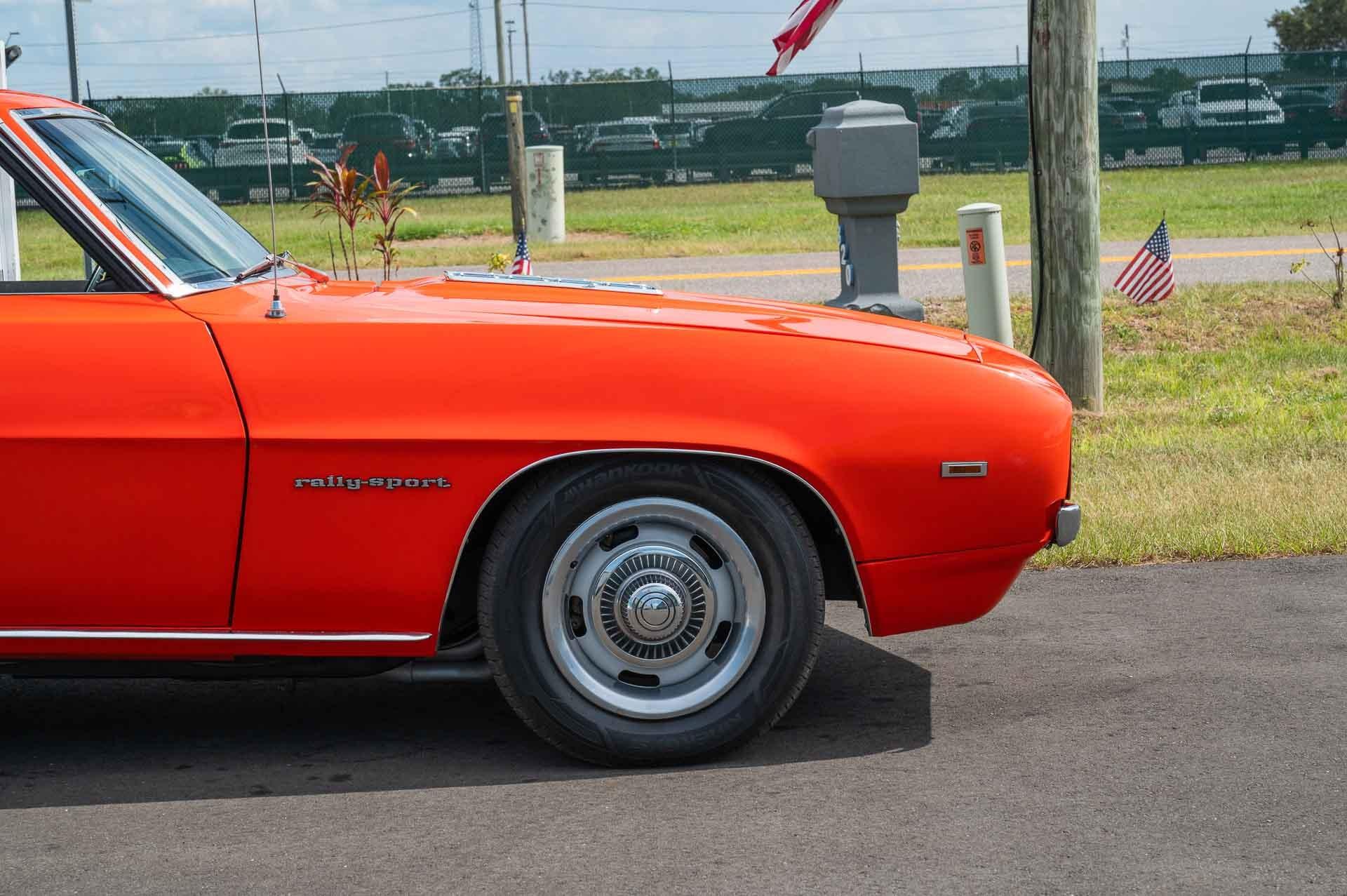 1969 Chevrolet Camaro 32
