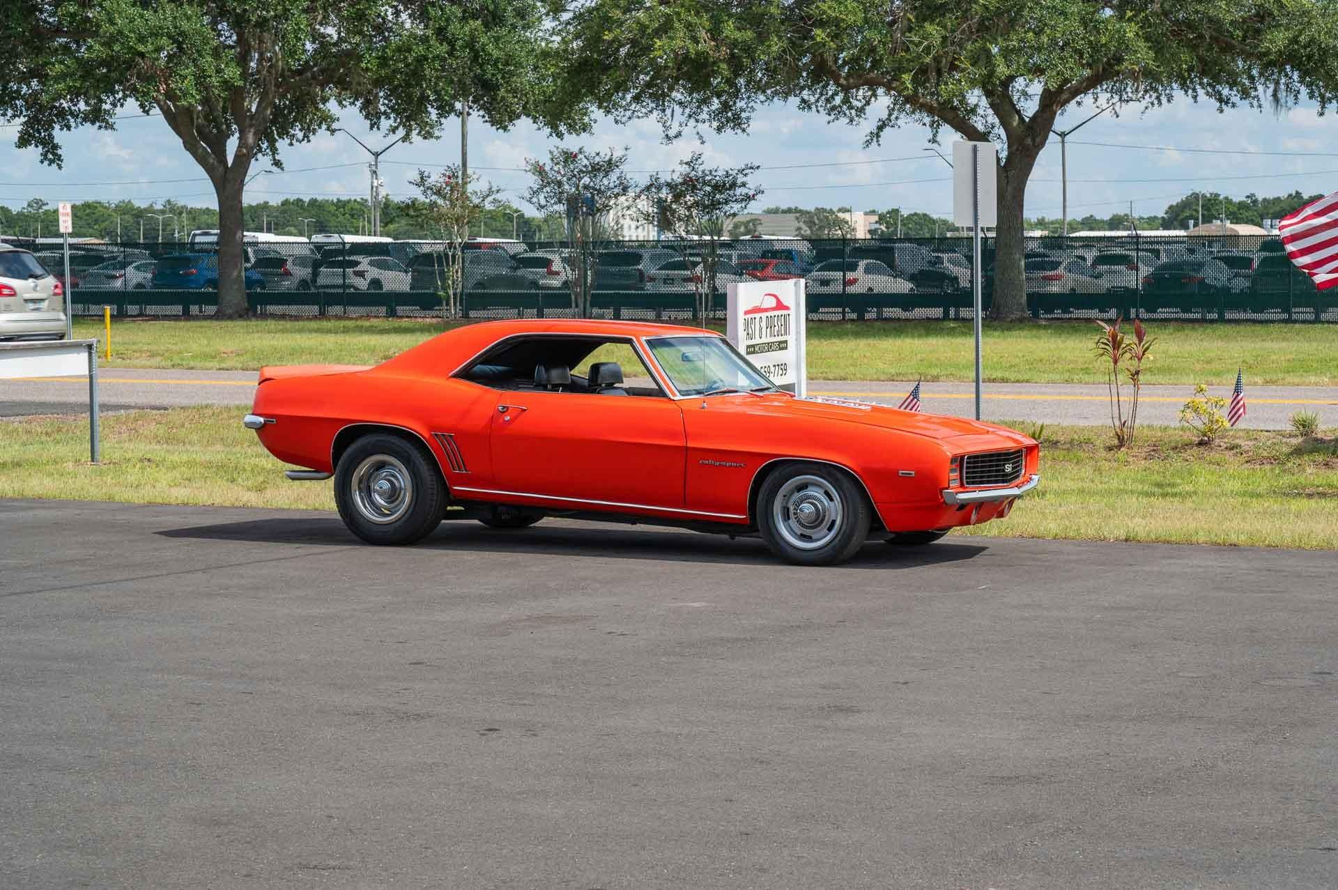 1969 Chevrolet Camaro 29