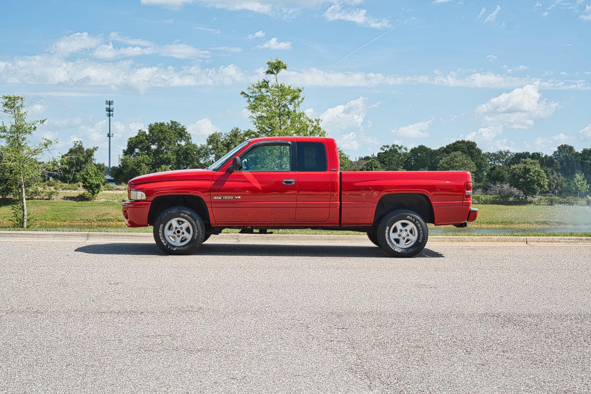 2001 Dodge RAM 1500 ST 4
