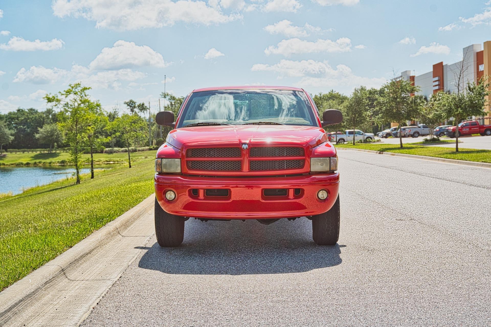 2001 Dodge RAM 1500 ST 8
