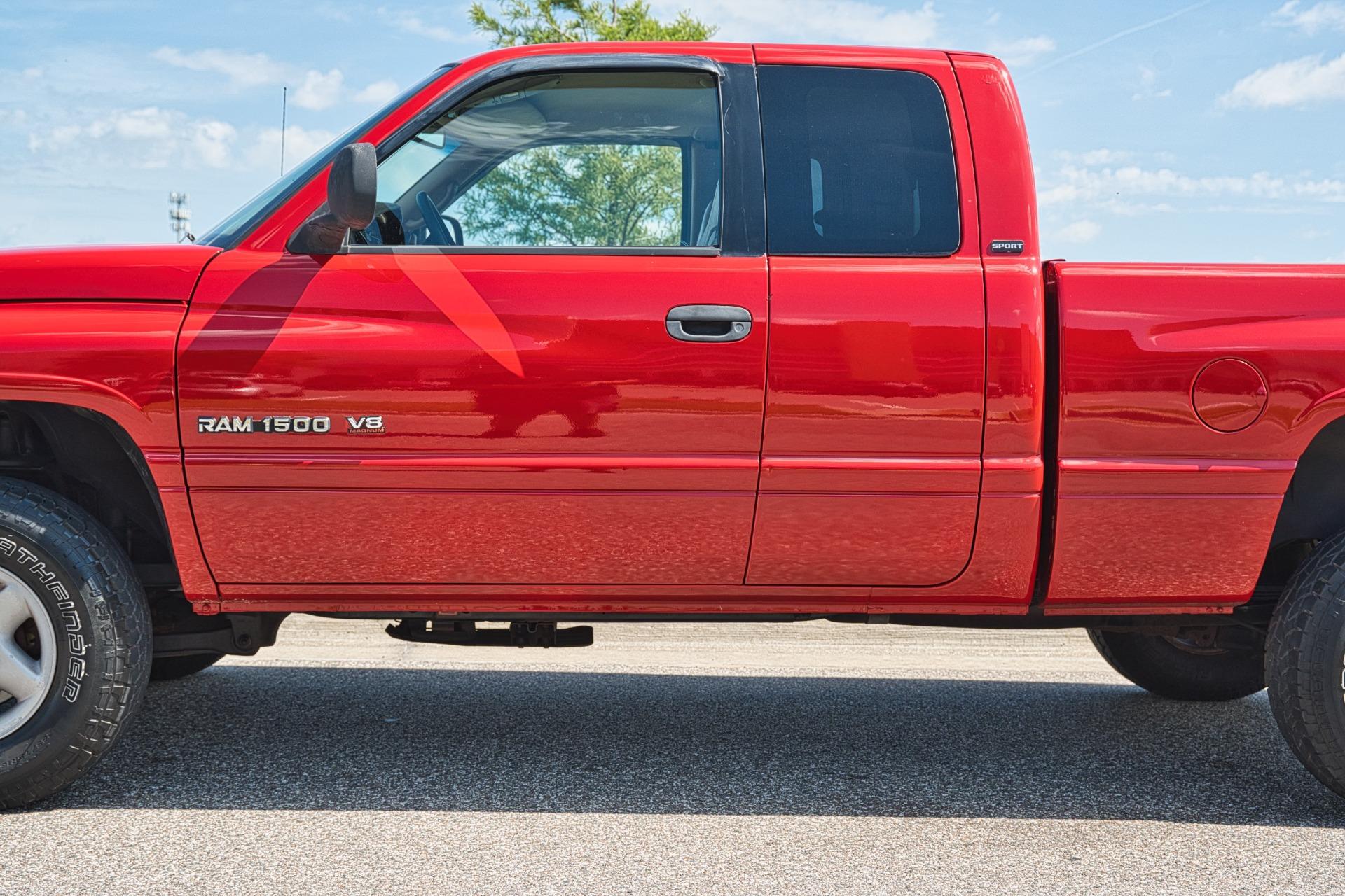 2001 Dodge RAM 1500 ST 16