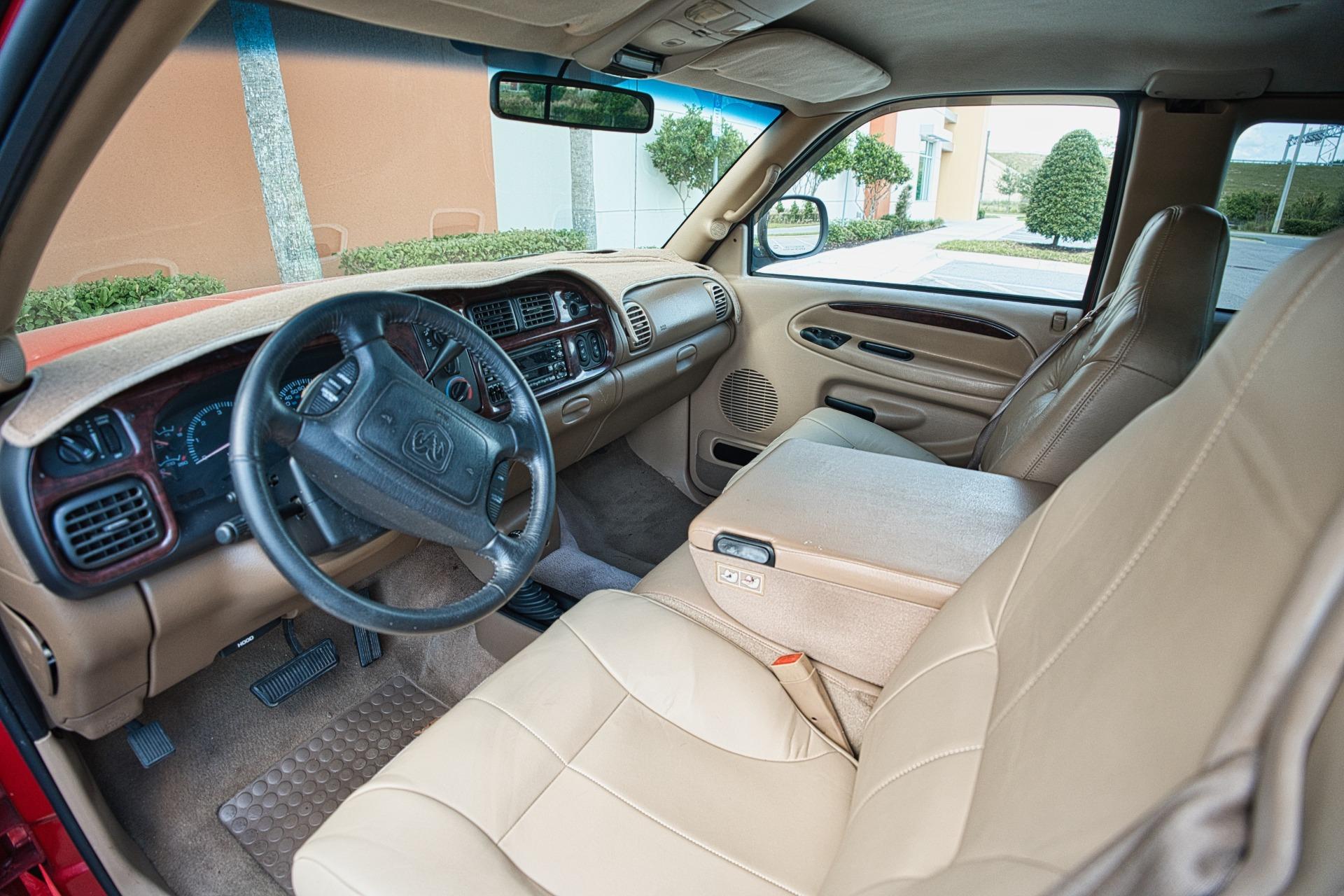 2001 Dodge RAM 1500 ST 39