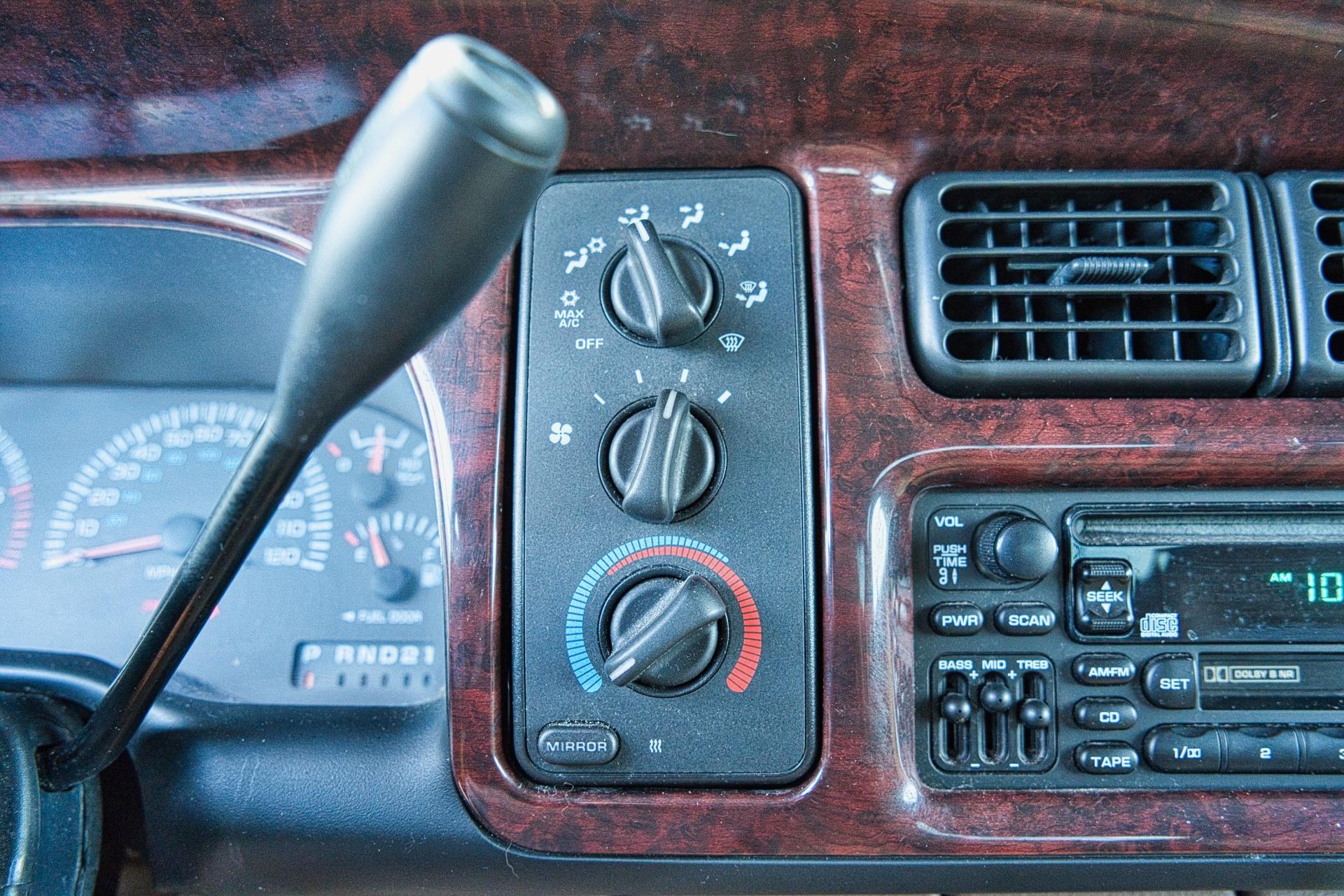 2001 Dodge RAM 1500 ST 51