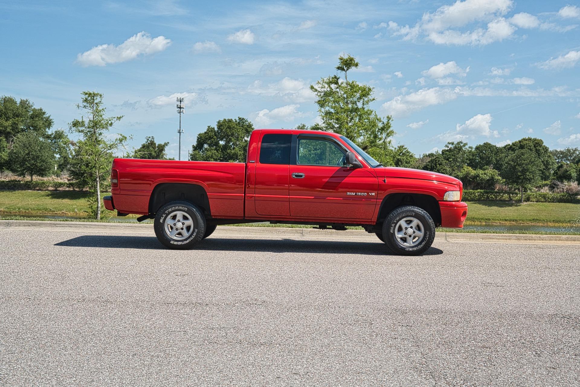 2001 Dodge RAM 1500 ST 23
