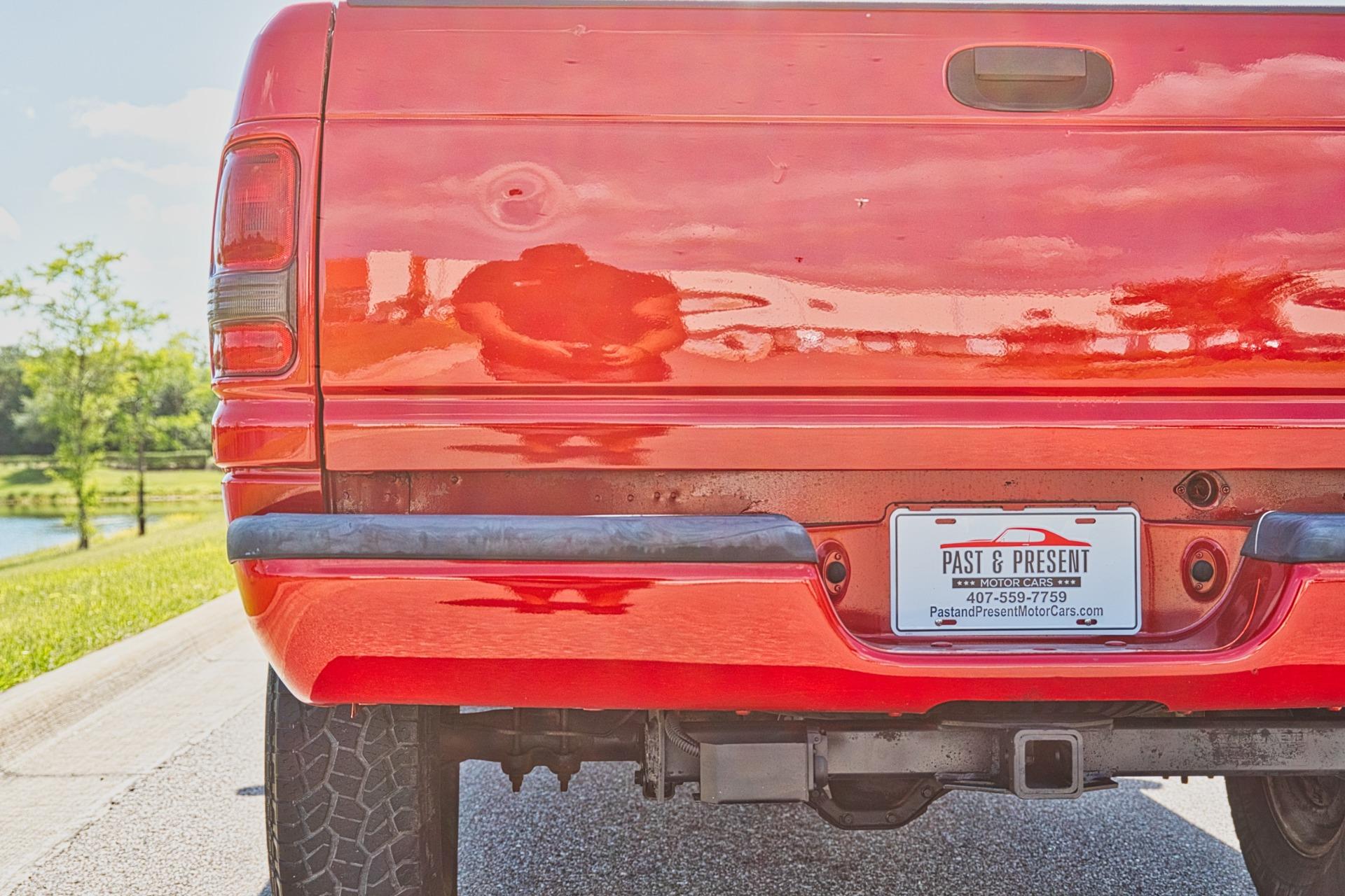 2001 Dodge RAM 1500 ST 30