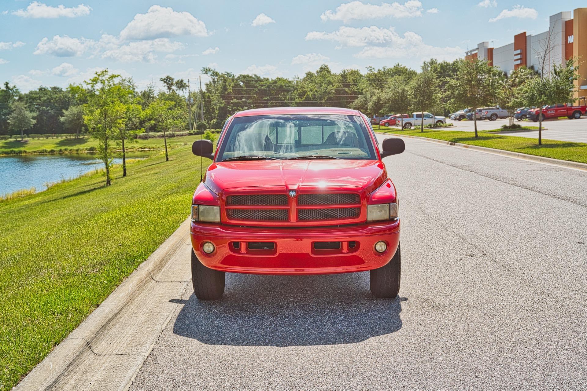 2001 Dodge RAM 1500 ST 9