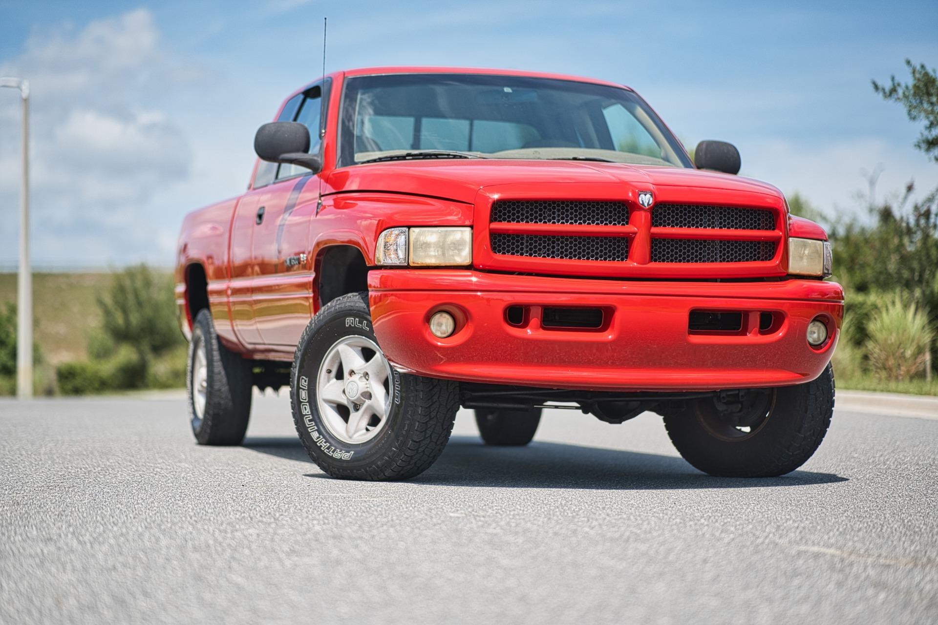 2001 Dodge RAM 1500 ST 83