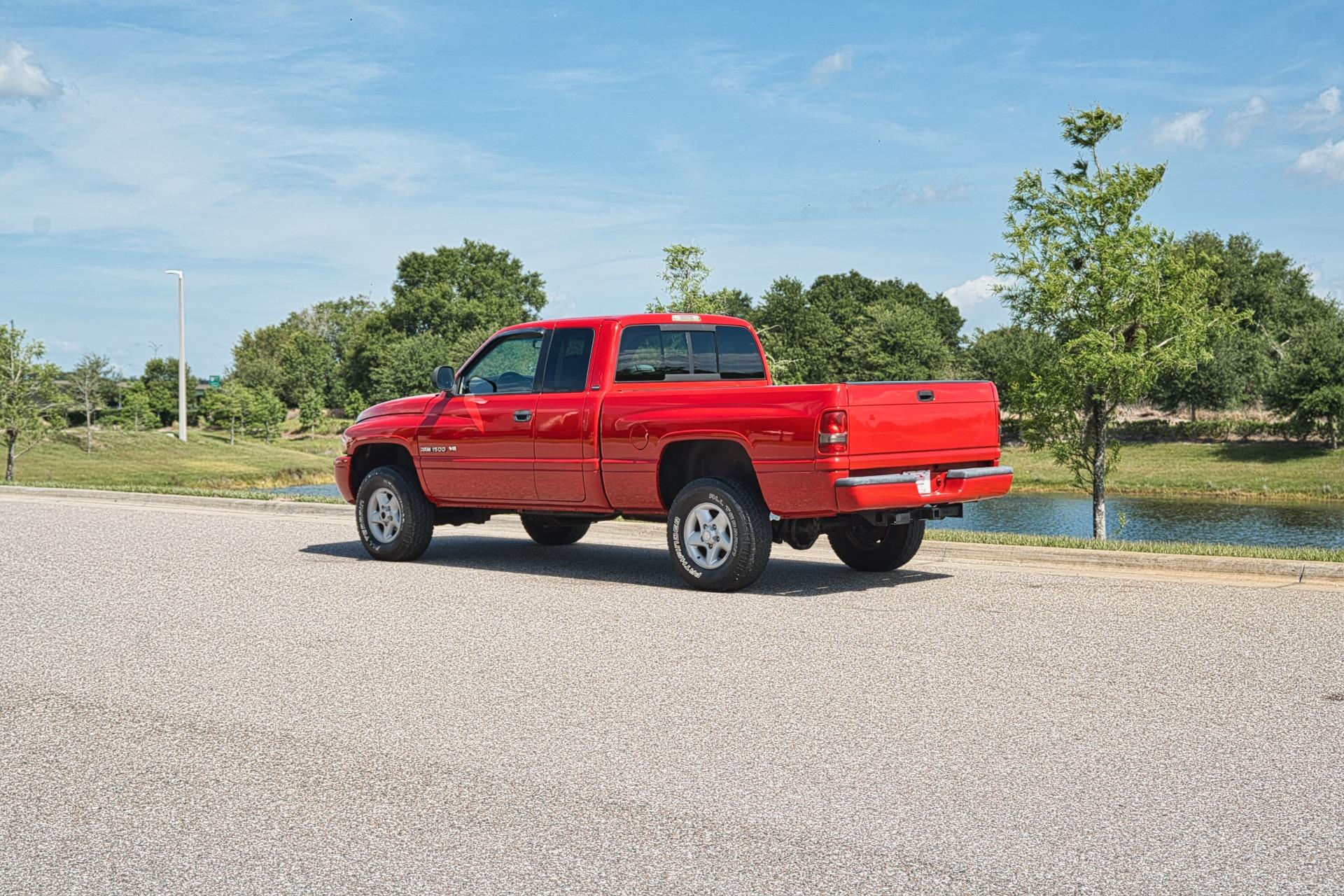 2001 Dodge RAM 1500 ST 6