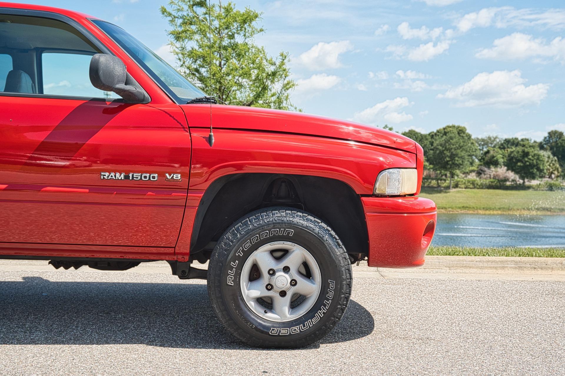 2001 Dodge RAM 1500 ST 36