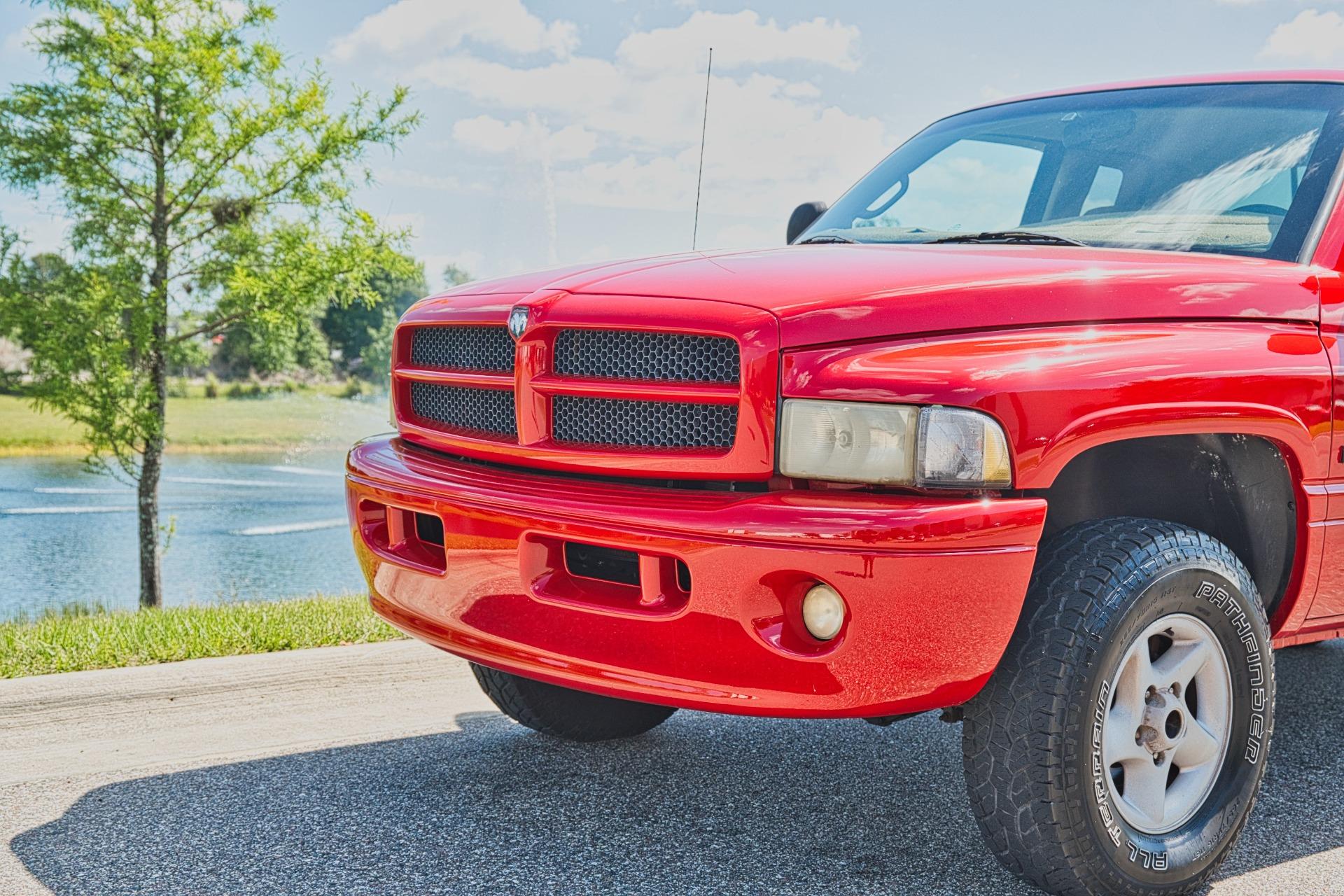 2001 Dodge RAM 1500 ST 14