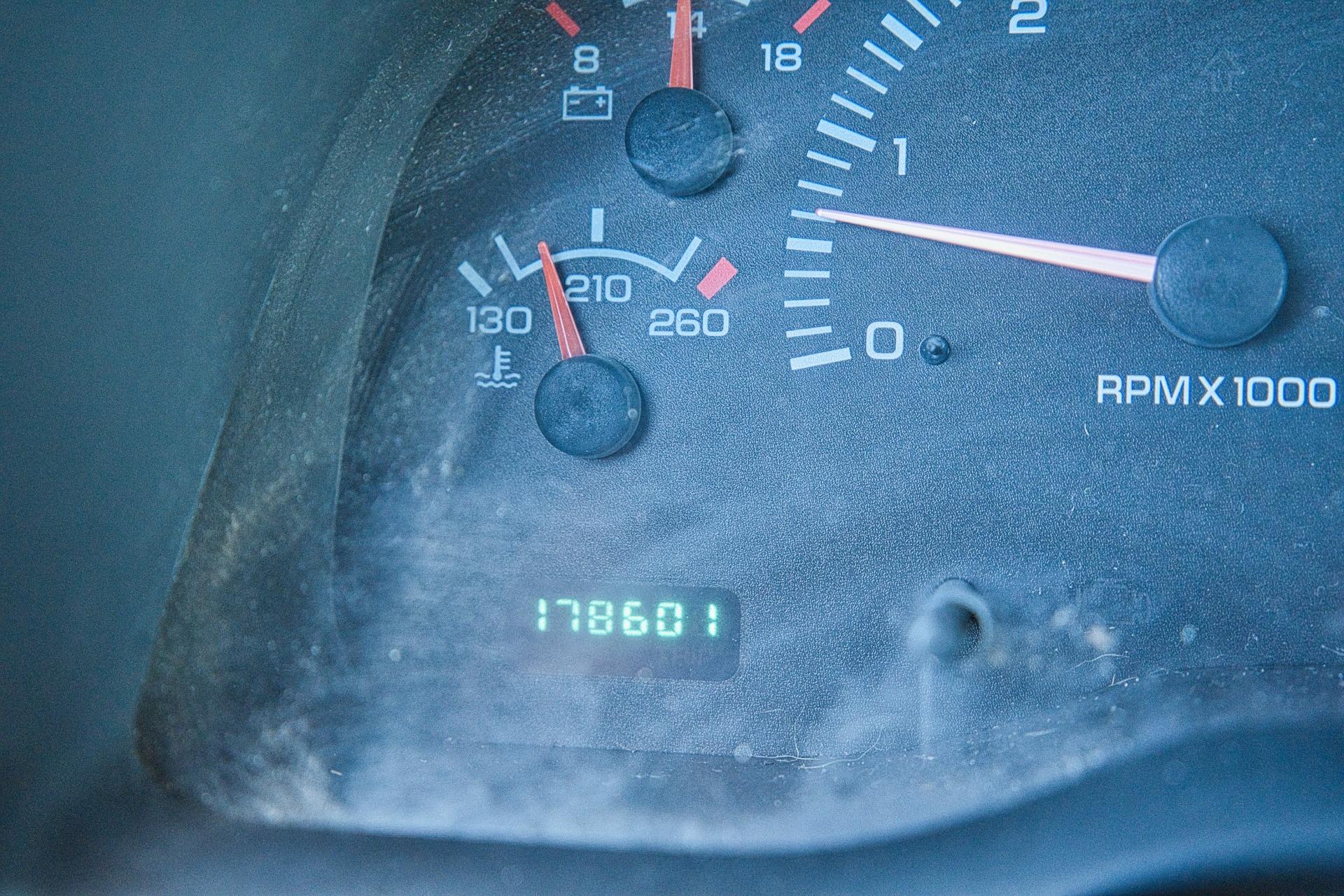 2001 Dodge RAM 1500 ST 46